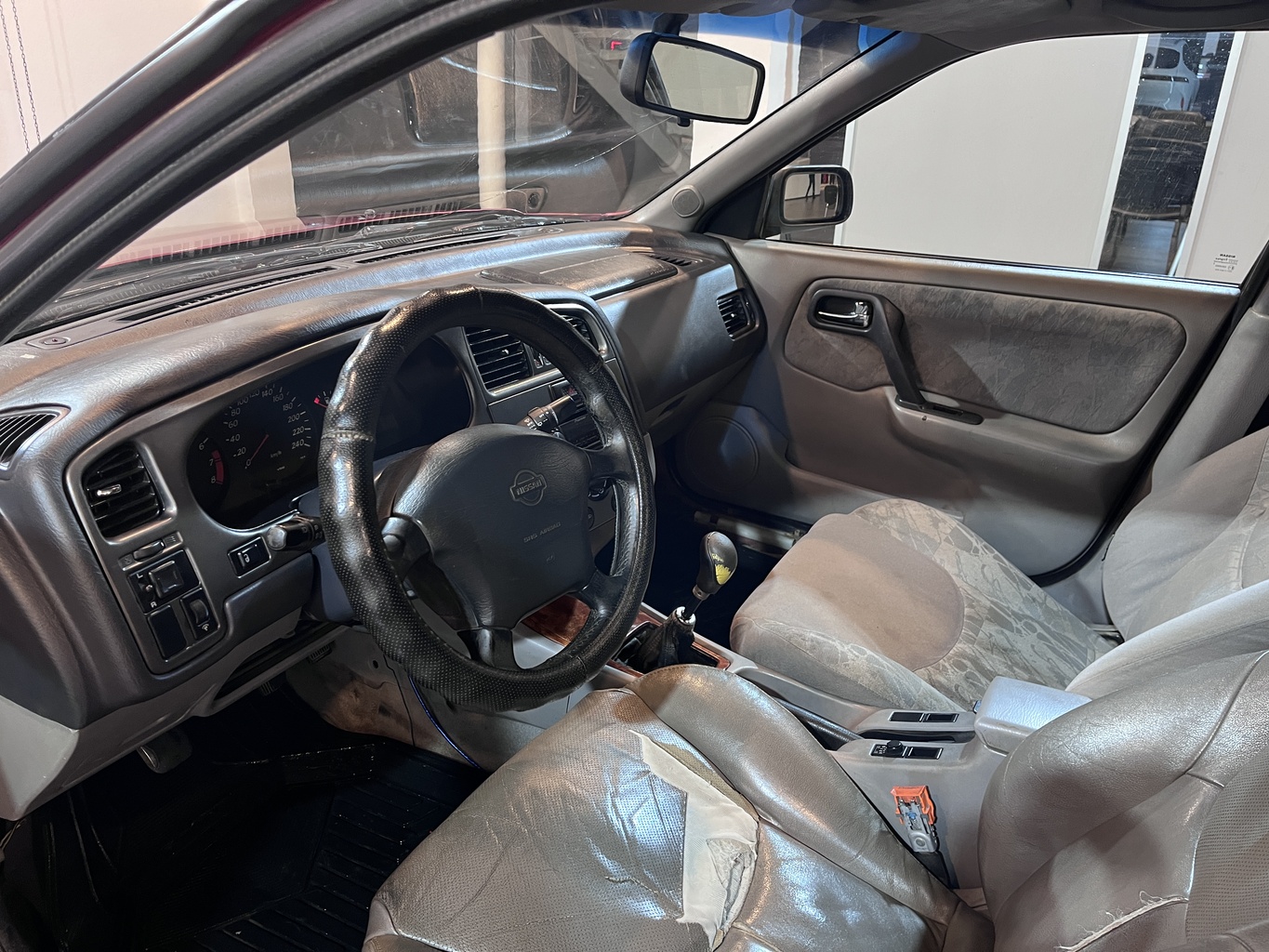 NISSAN PRIMERA