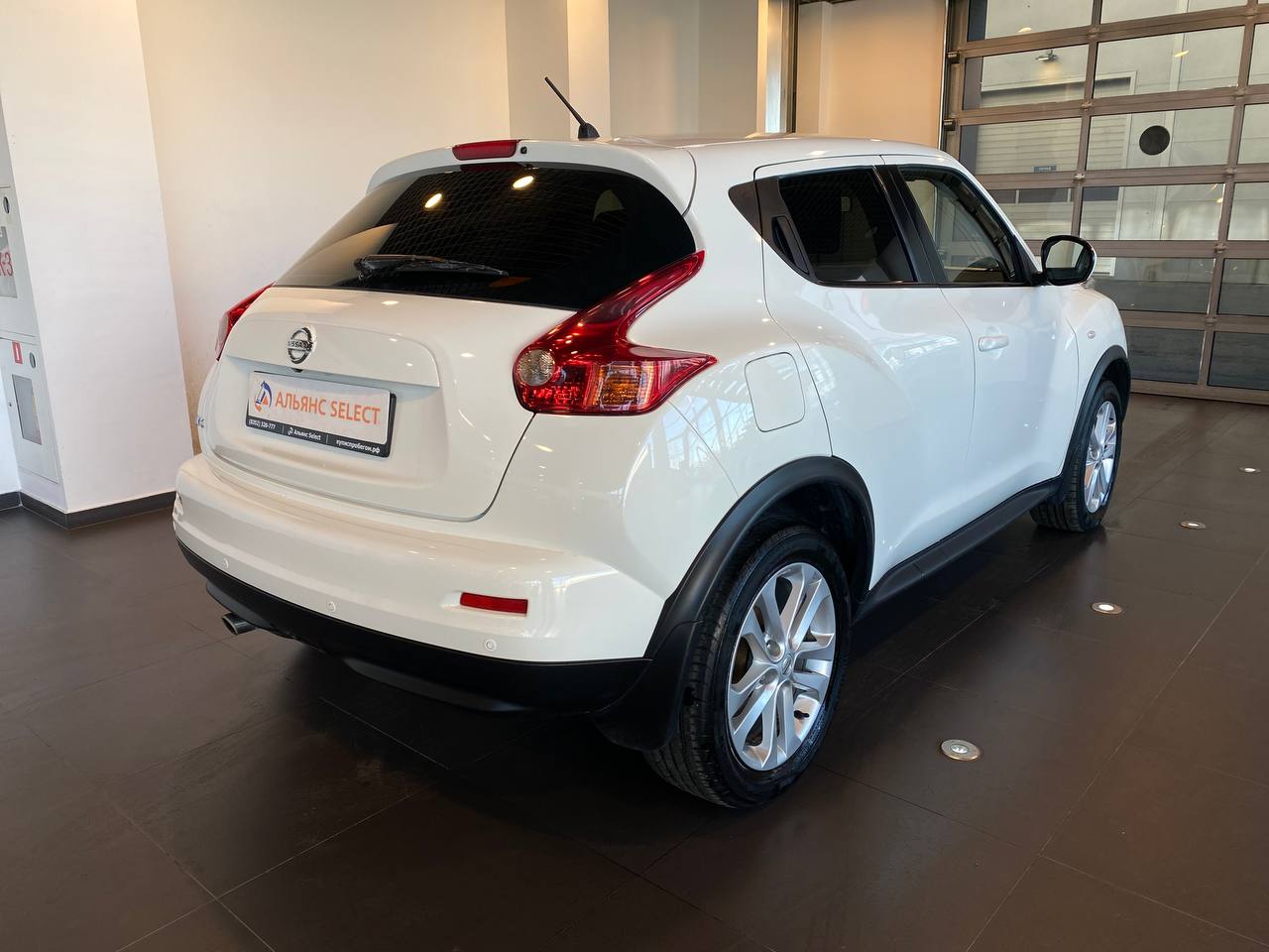 NISSAN JUKE