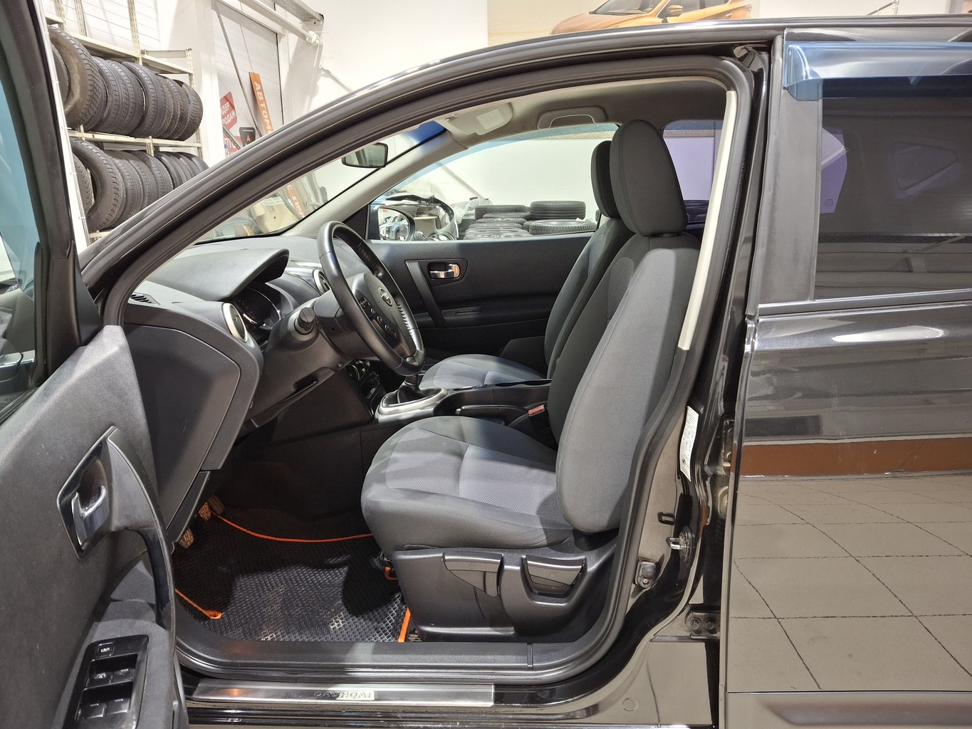 NISSAN QASHQAI