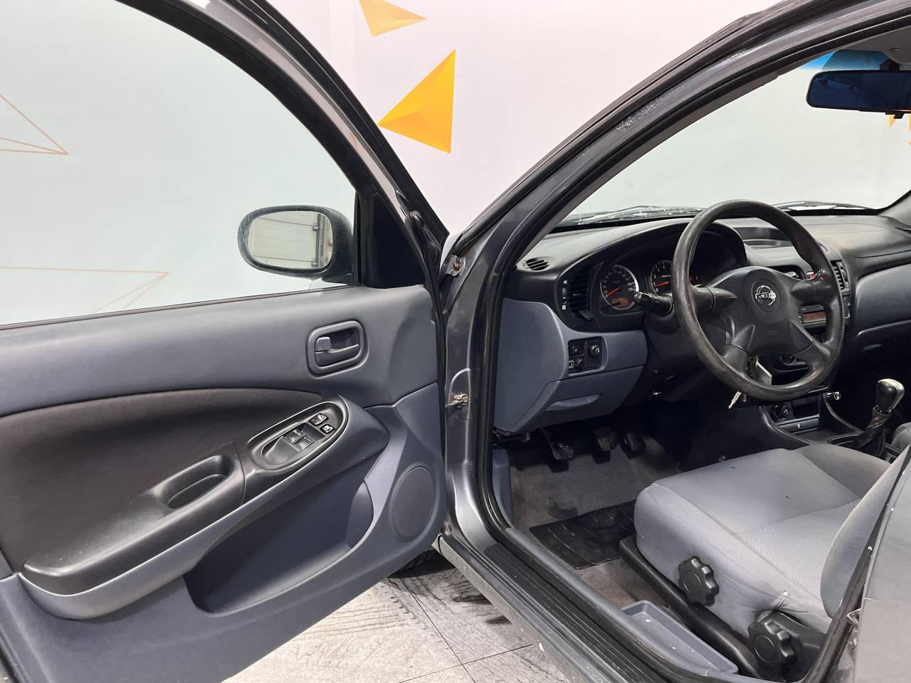 NISSAN ALMERA