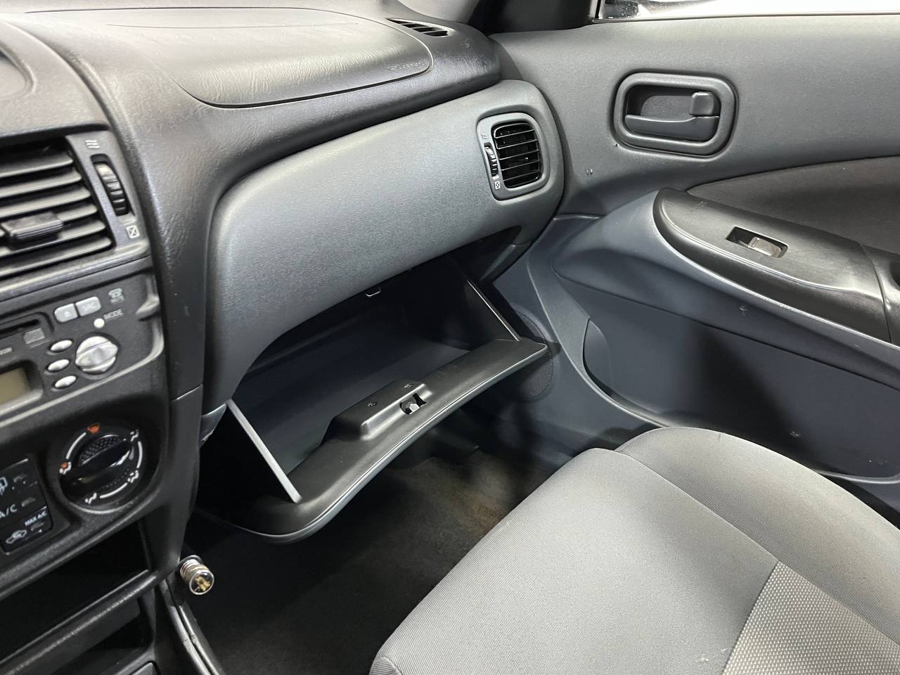 NISSAN ALMERA