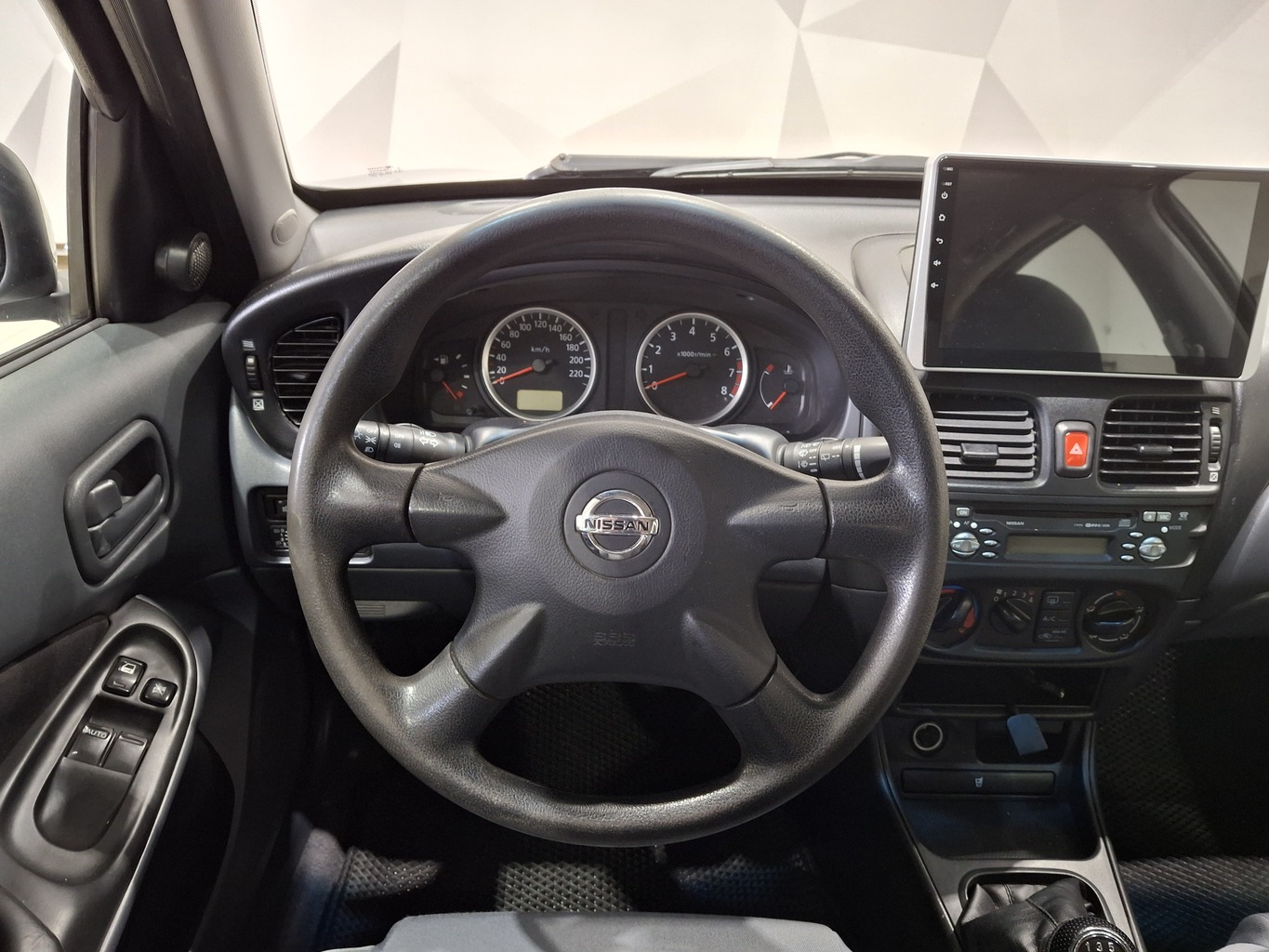 NISSAN ALMERA