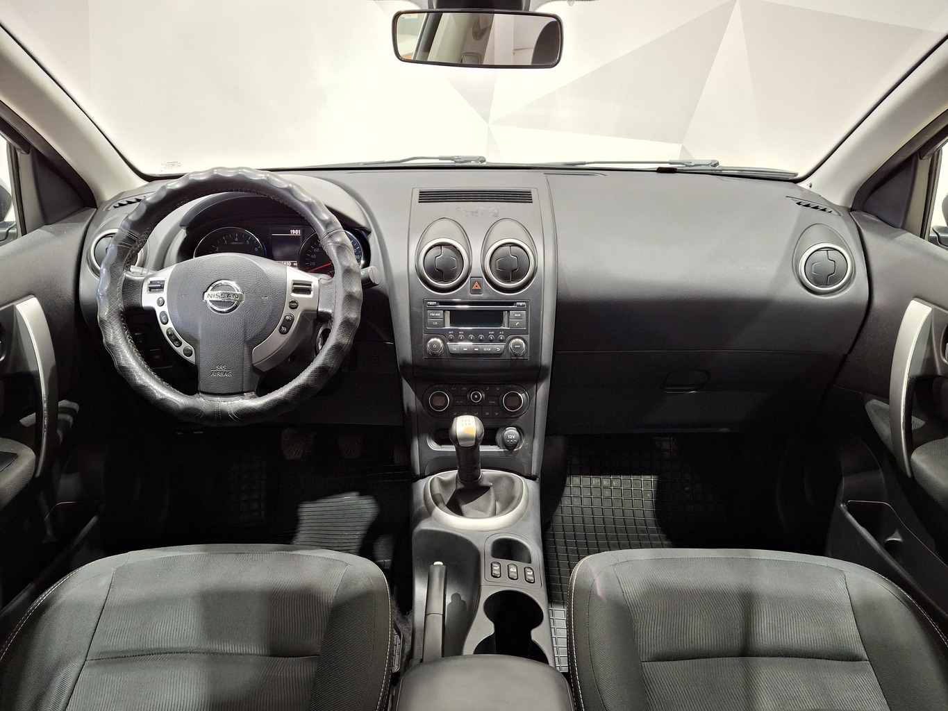 NISSAN QASHQAI 2013 г.