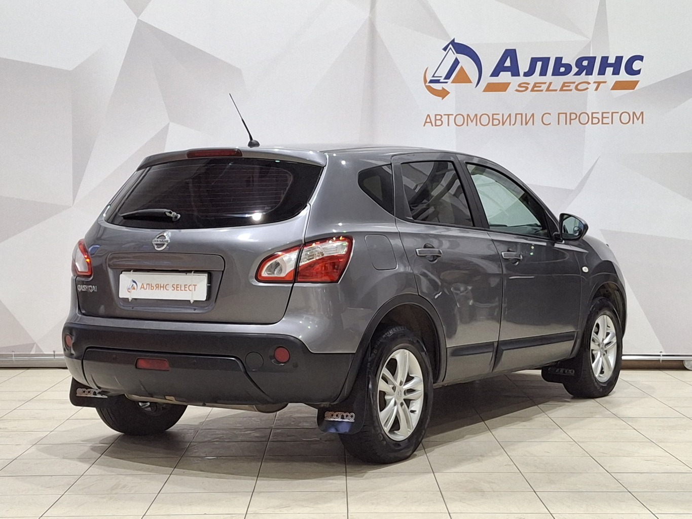 NISSAN QASHQAI 2013 г.