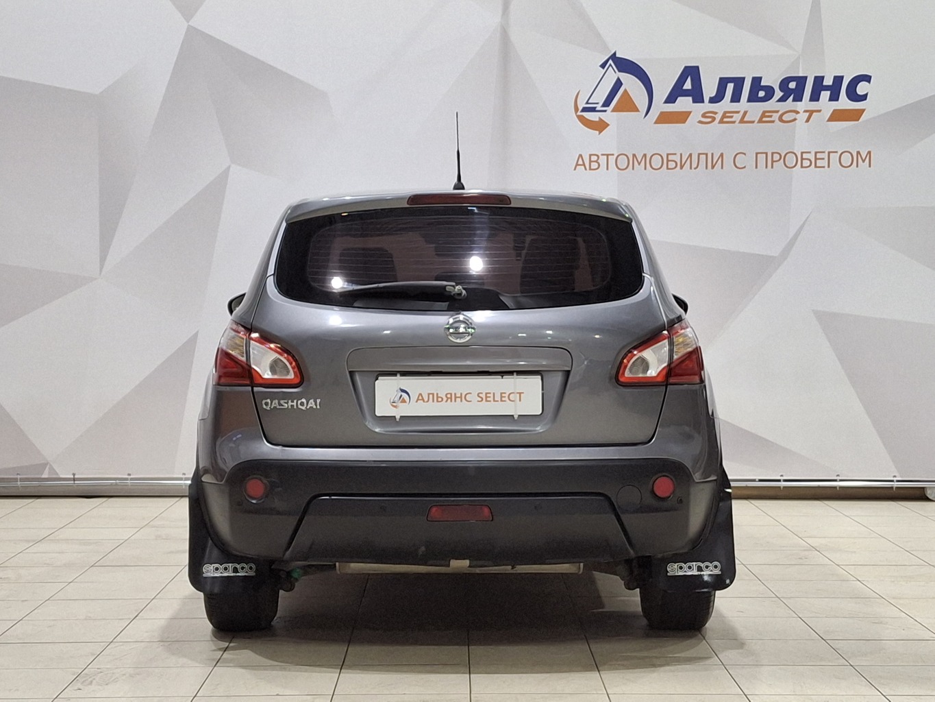 NISSAN QASHQAI 2013 г.