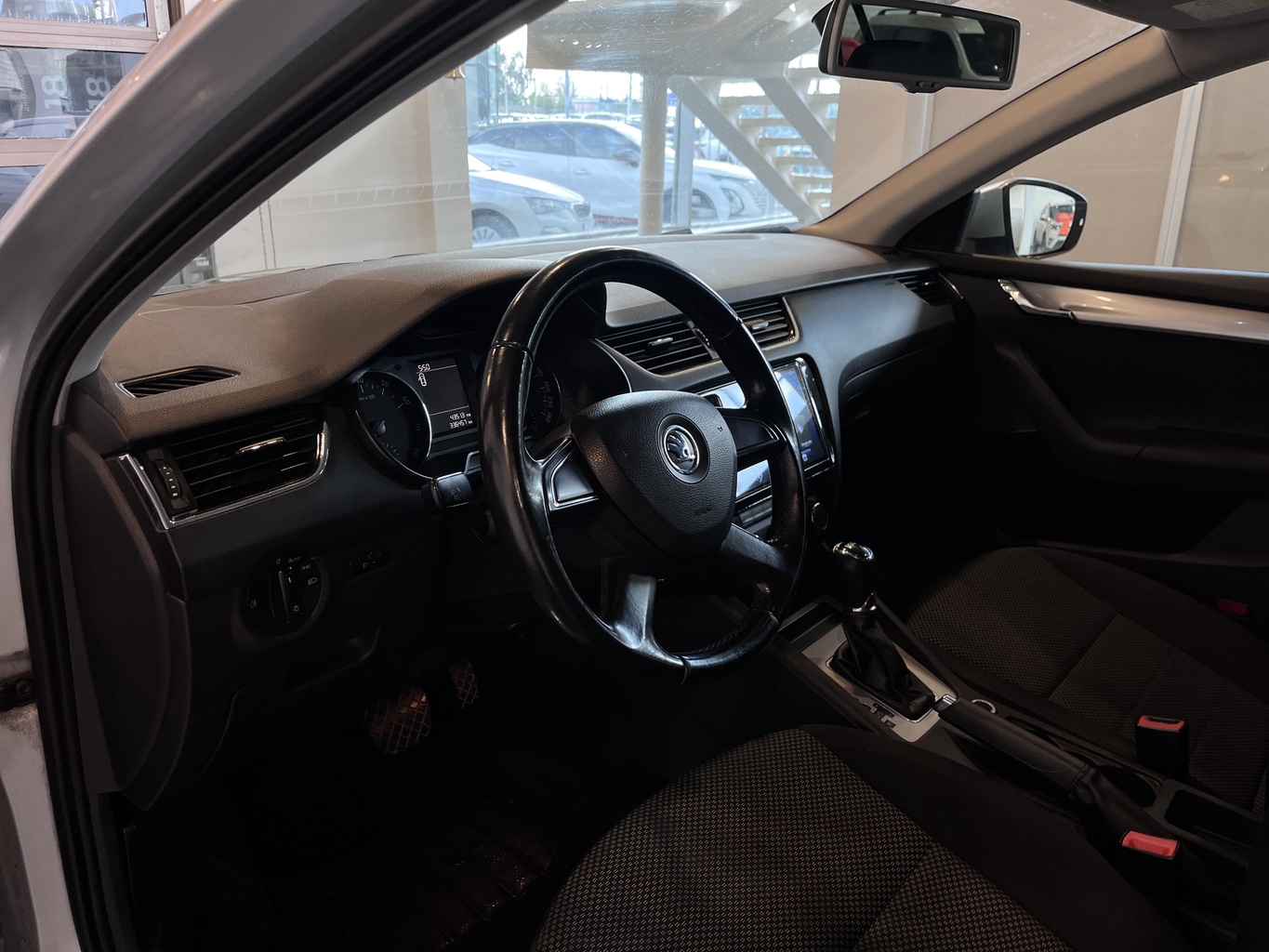 SKODA OKTAVIA