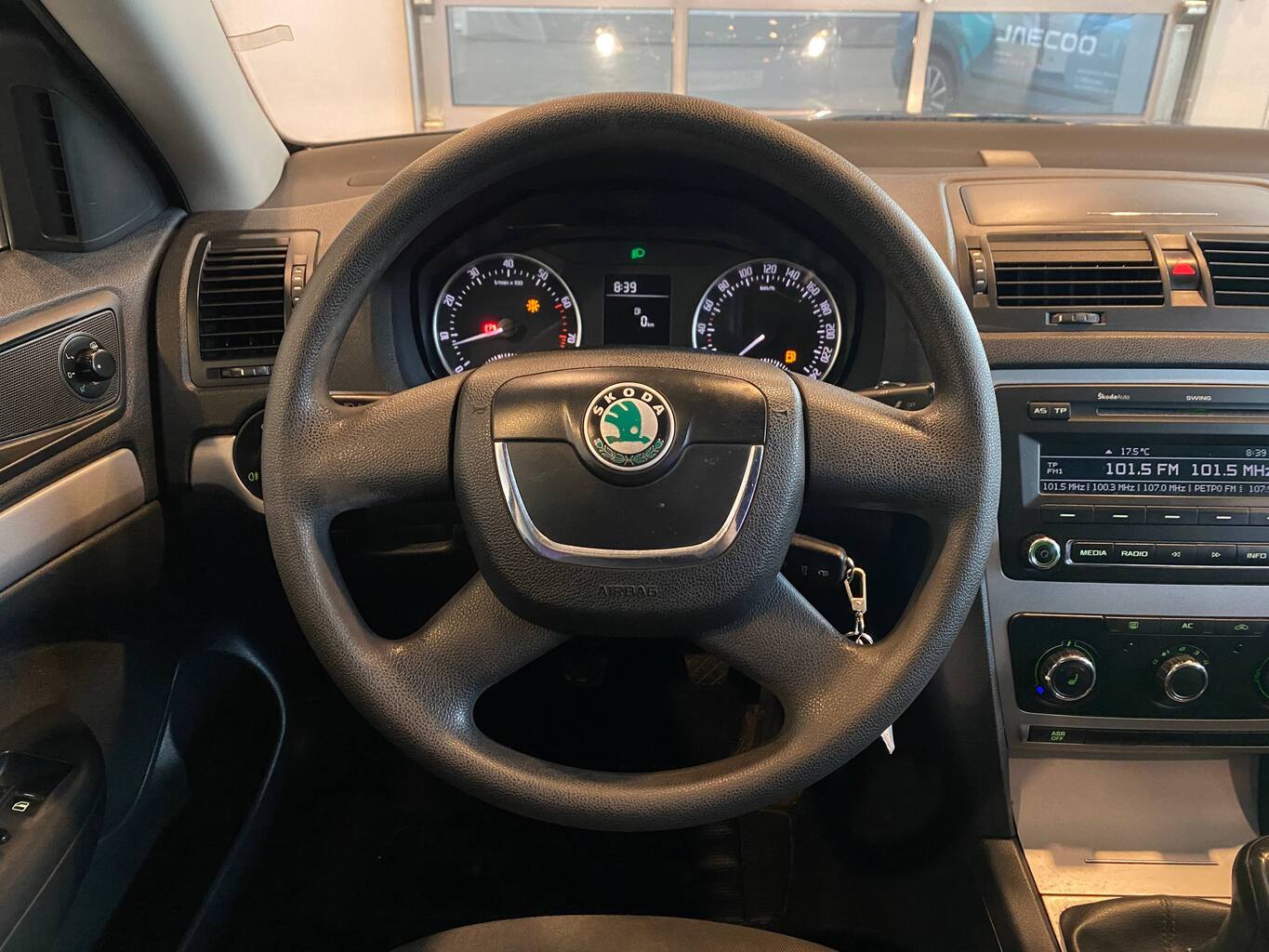 SKODA OKTAVIA
