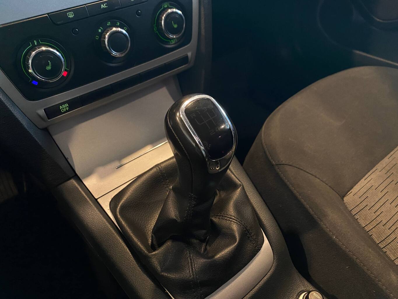 SKODA OKTAVIA