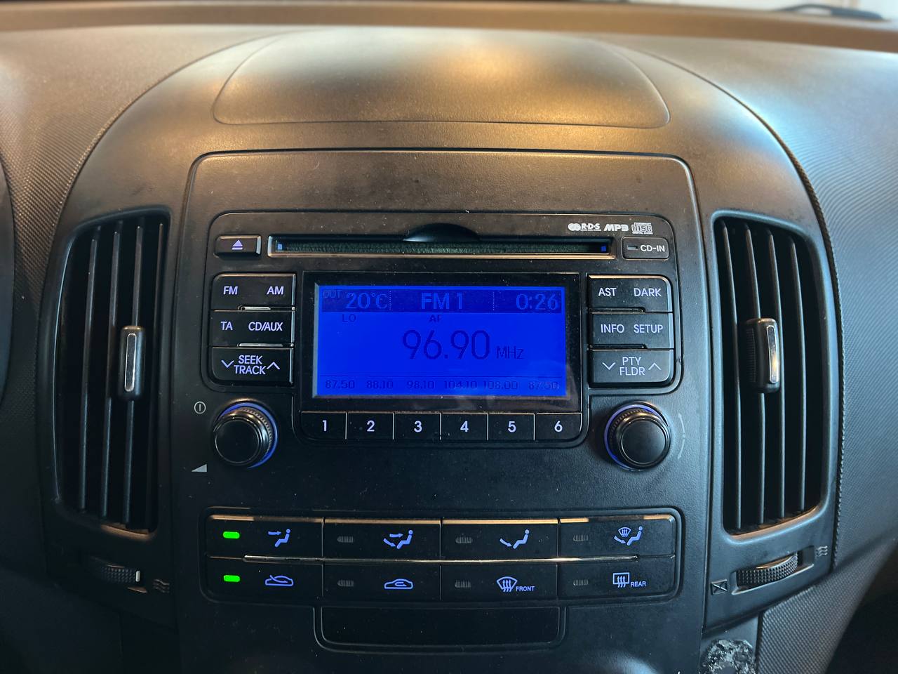 HYUNDAI I30