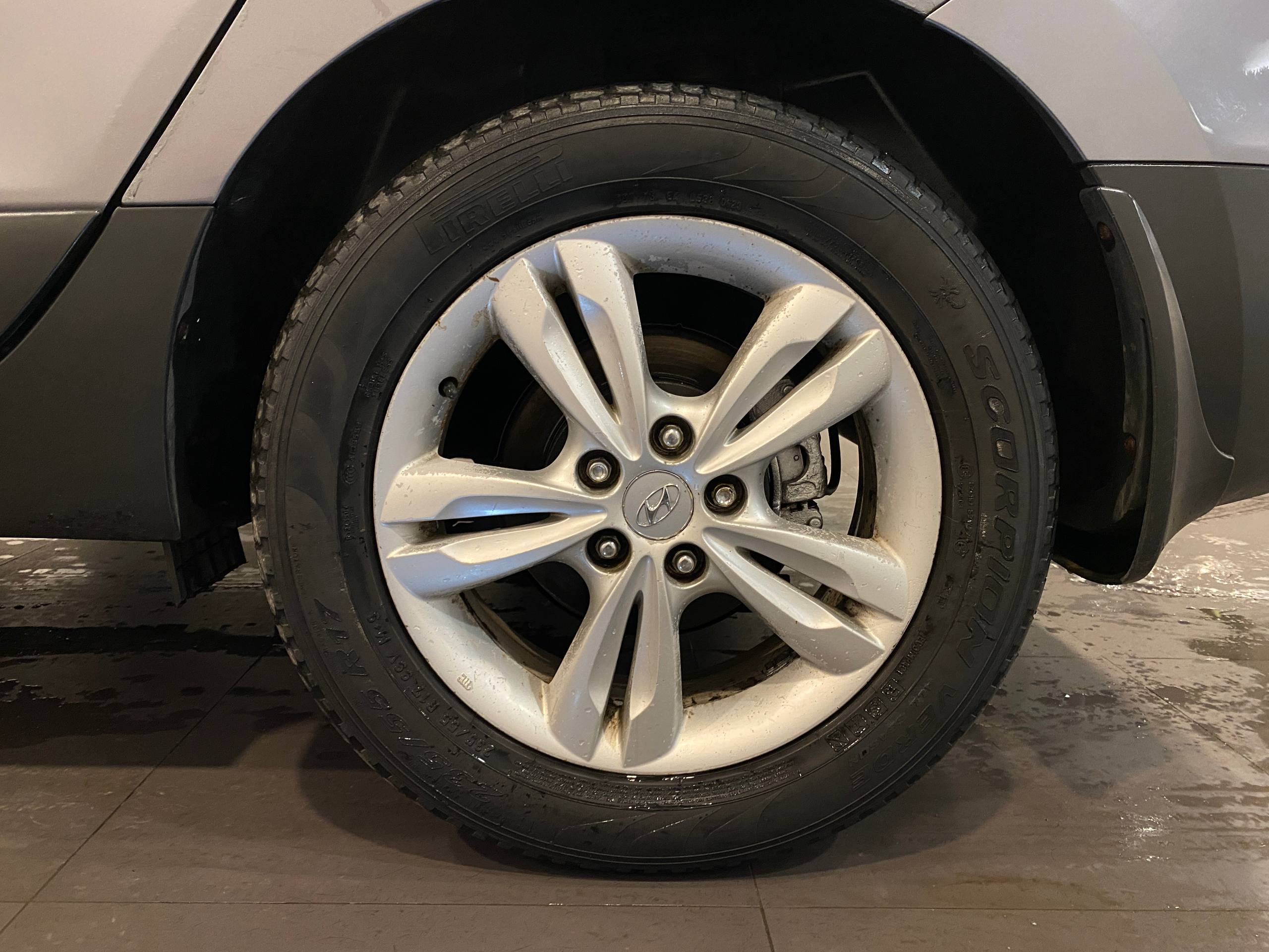 HYUNDAI IX35
