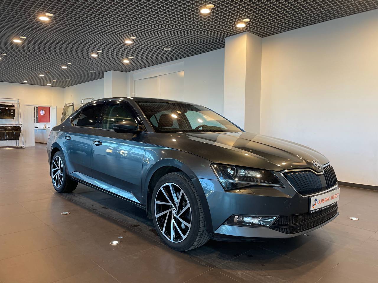 SKODA SUPERB