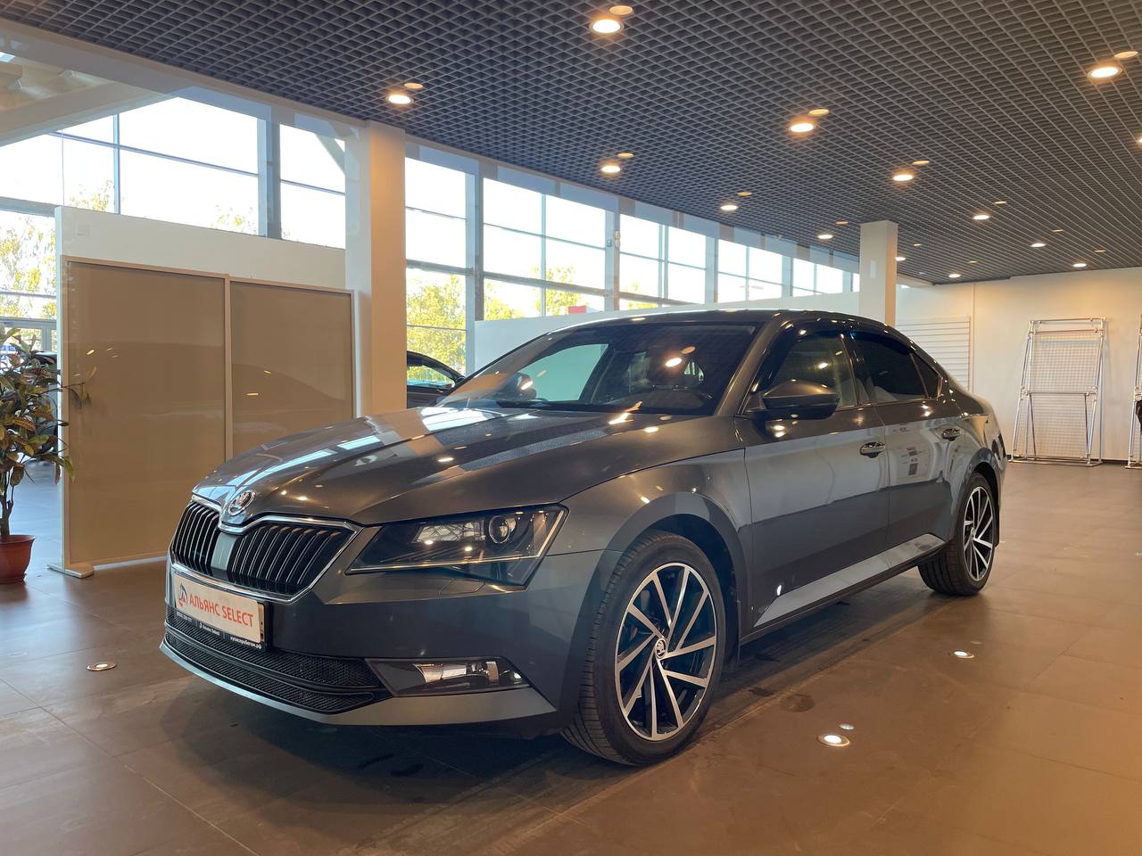 SKODA SUPERB