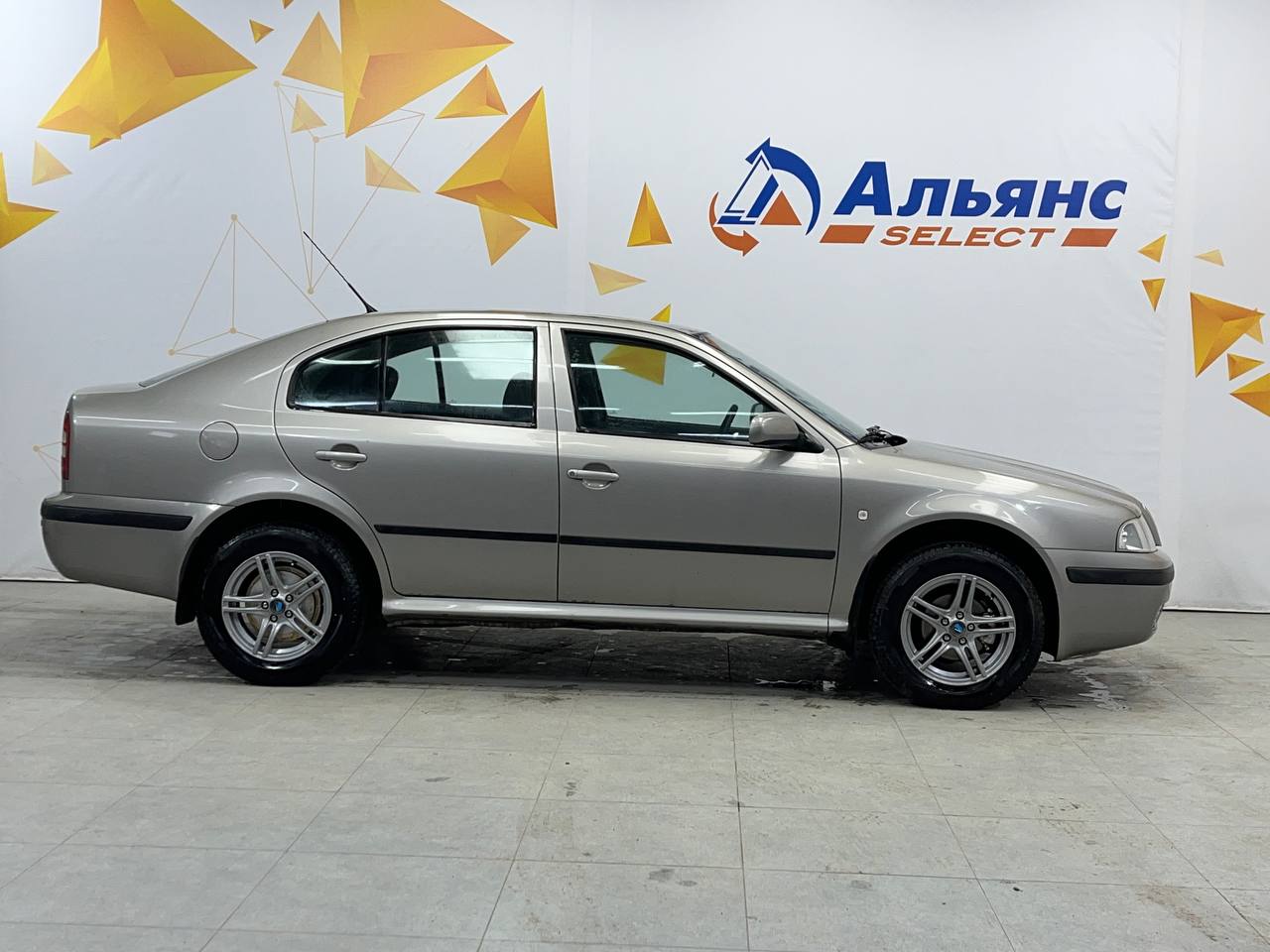 SKODA OKTAVIA