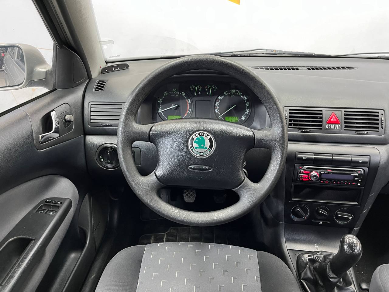 SKODA OKTAVIA