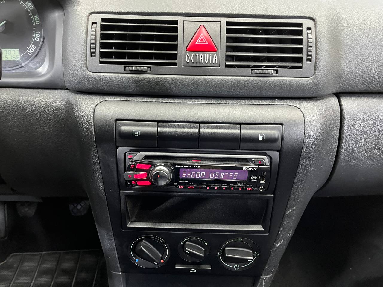 SKODA OKTAVIA