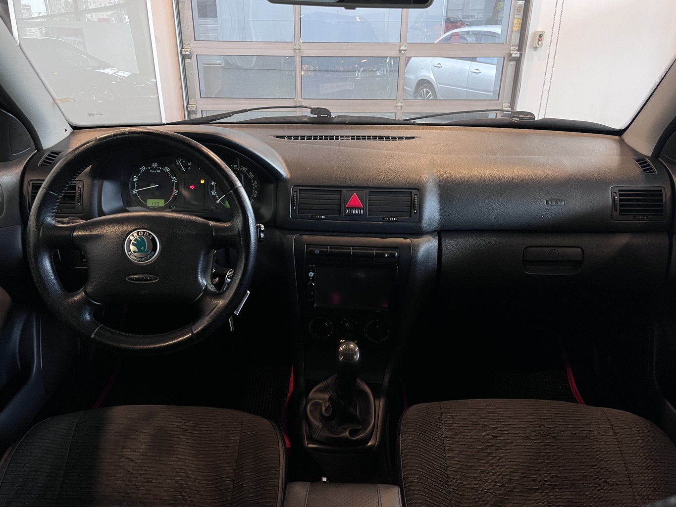 SKODA OKTAVIA