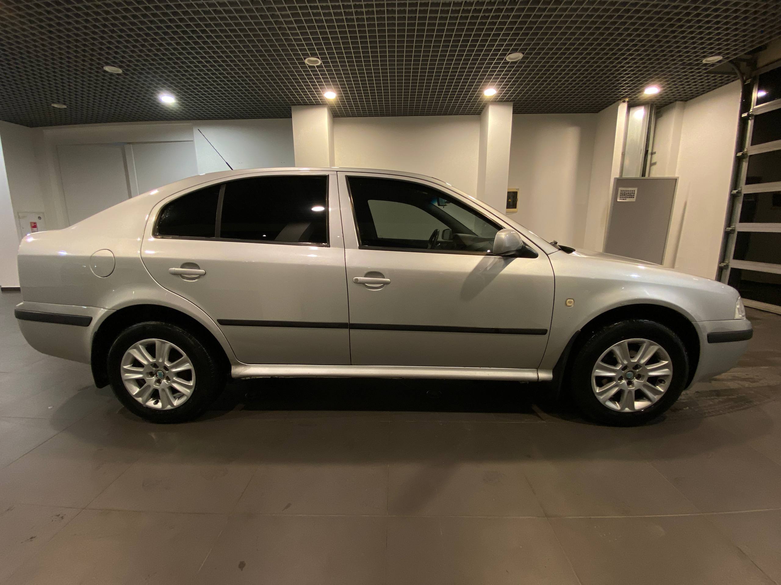 SKODA OKTAVIA