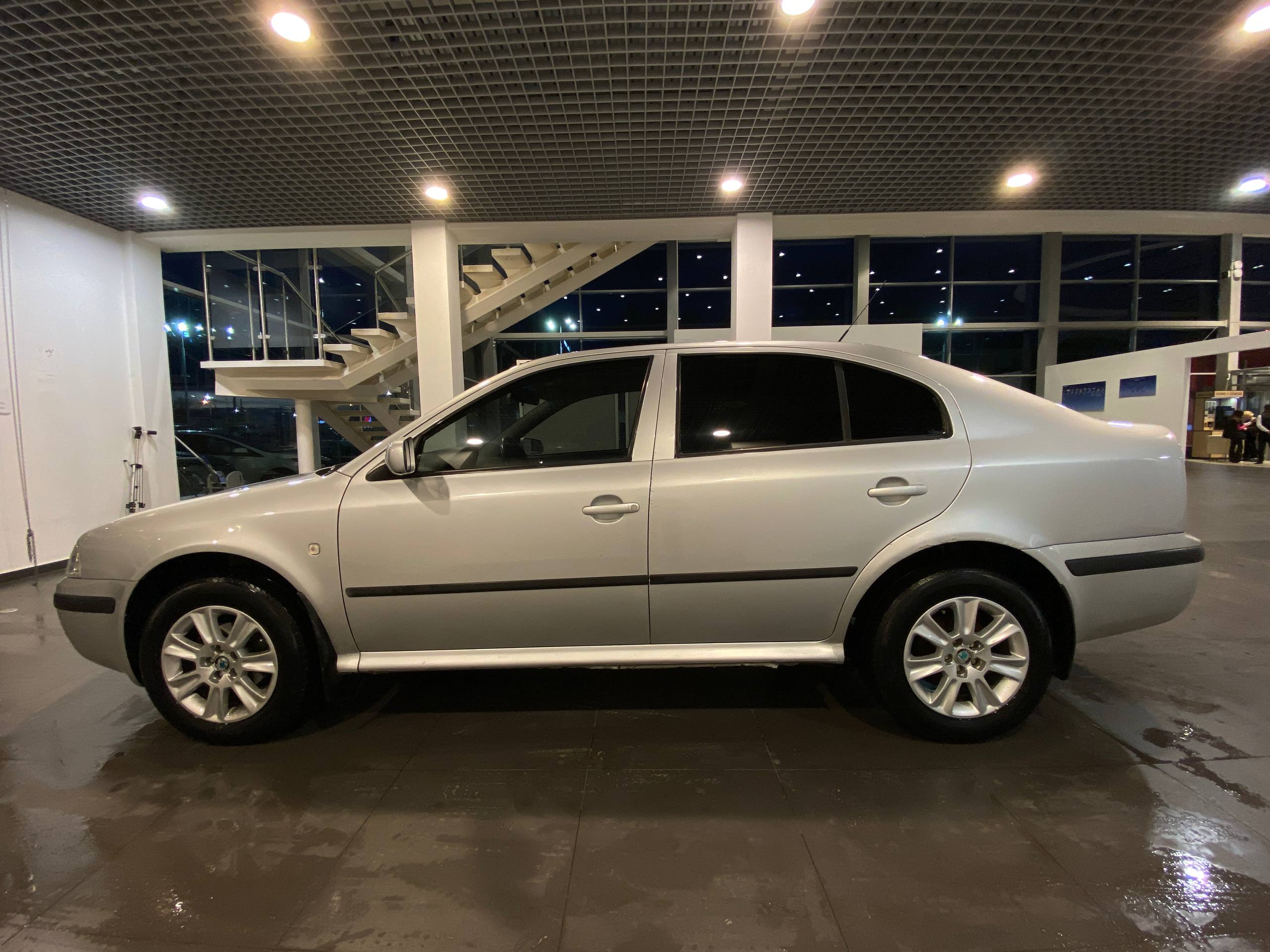 SKODA OKTAVIA