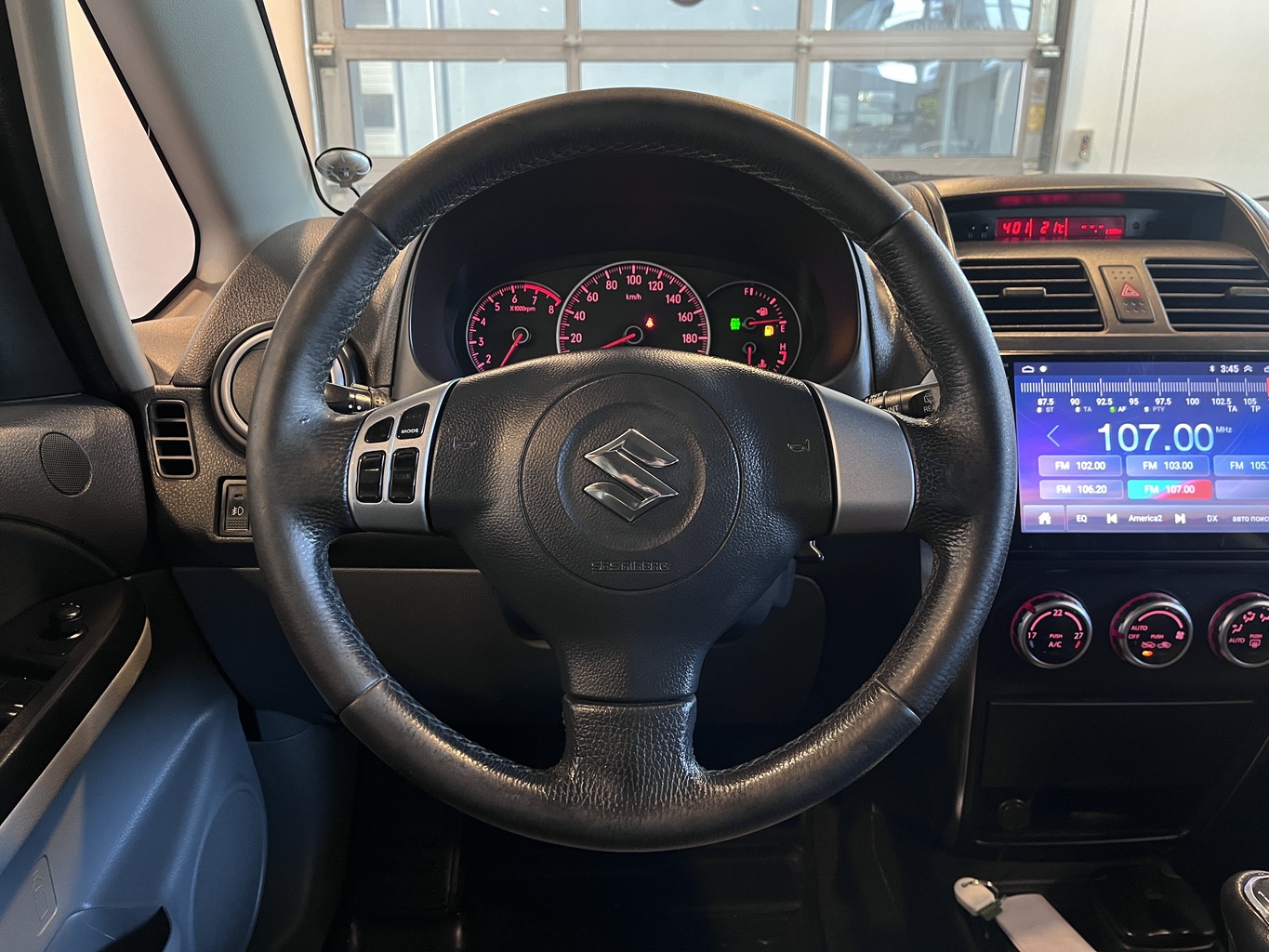 SUZUKI SX4