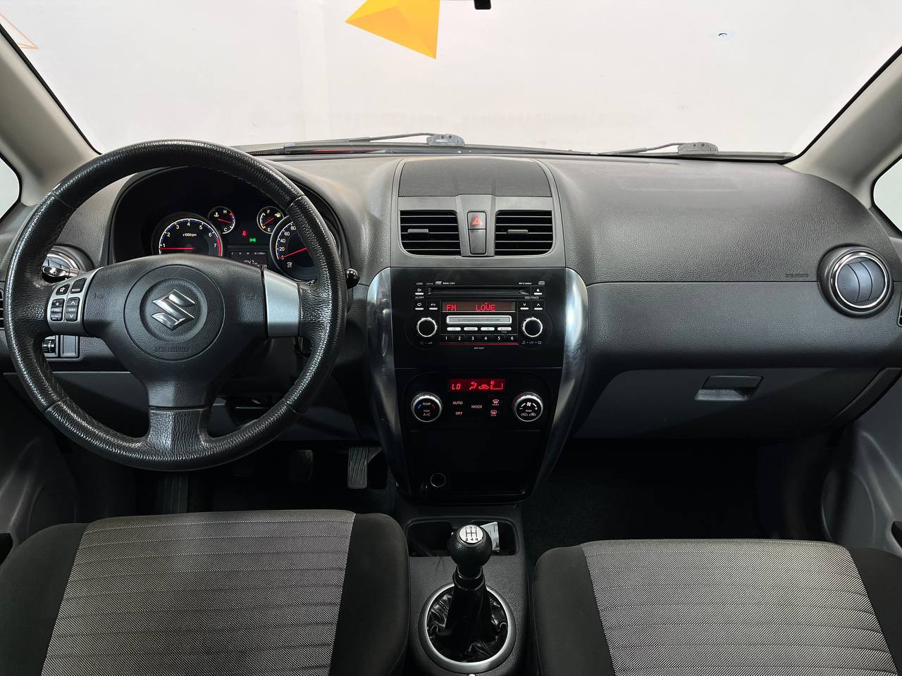 SUZUKI SX4
