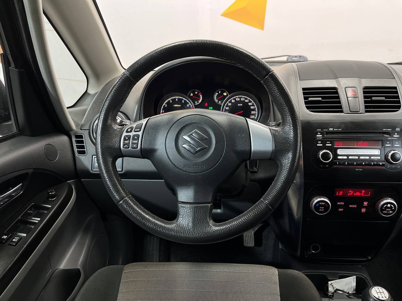 SUZUKI SX4