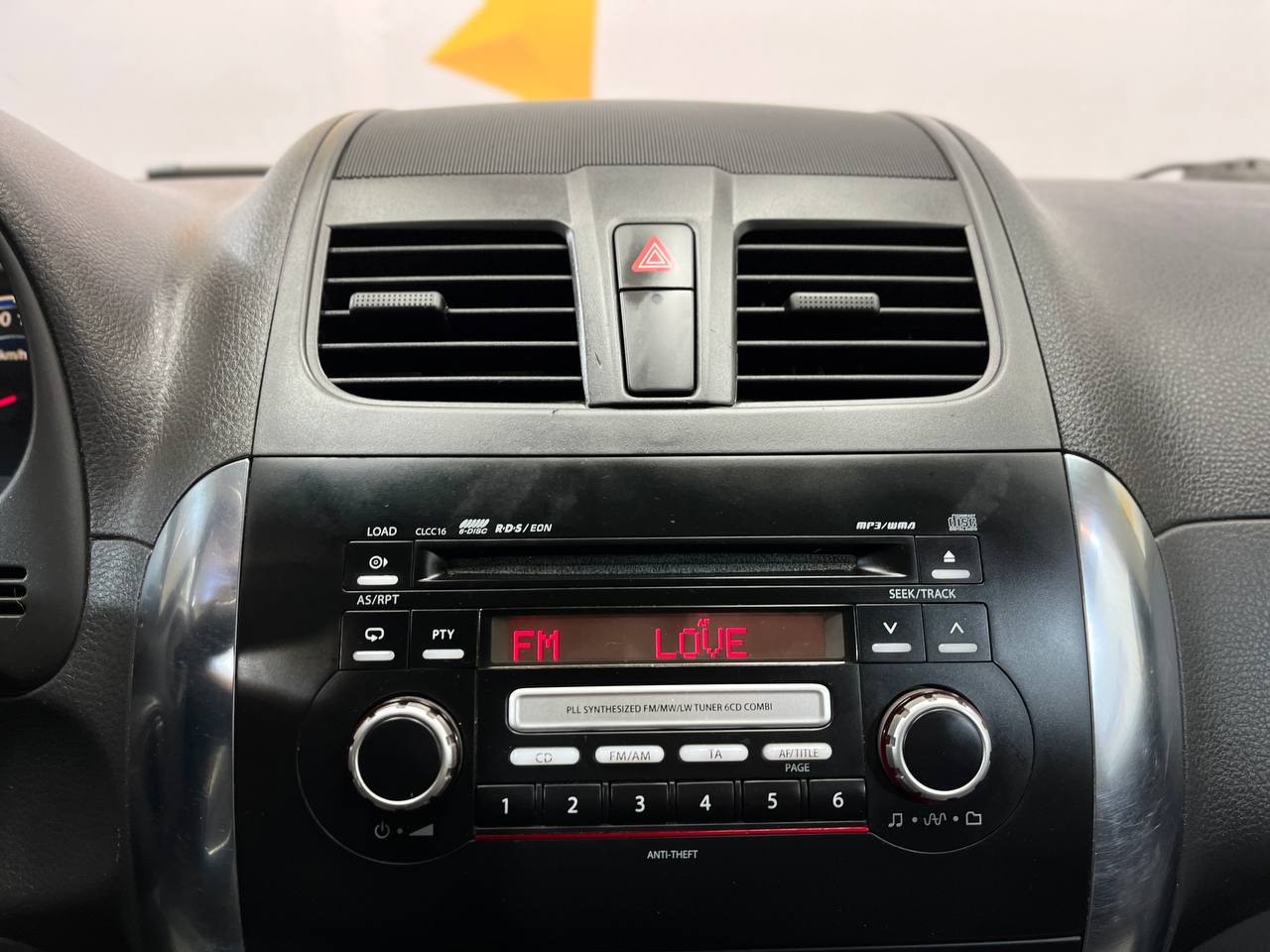 SUZUKI SX4