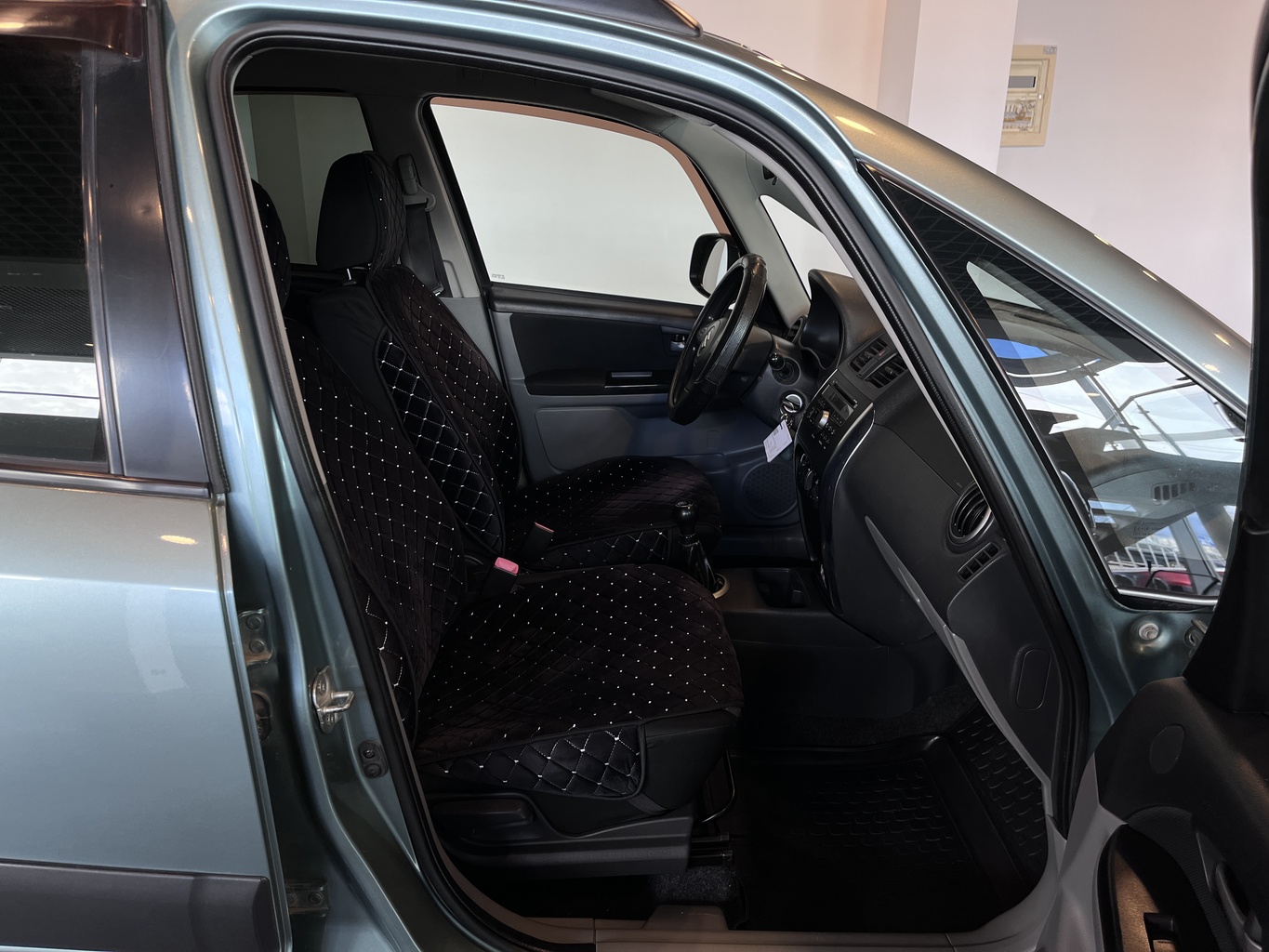 SUZUKI SX4