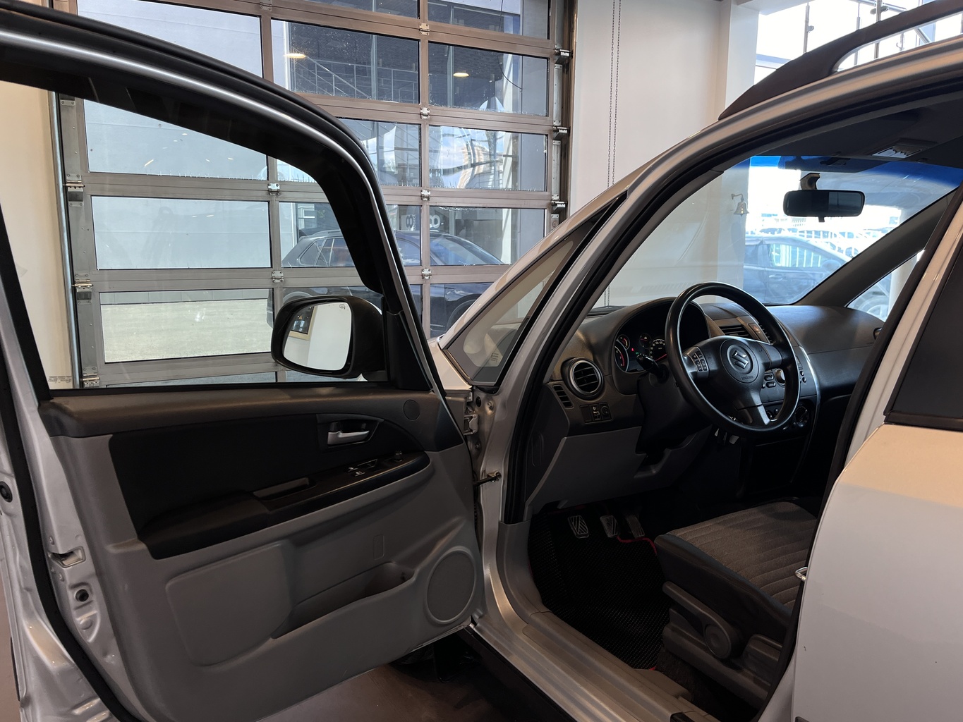 SUZUKI SX4