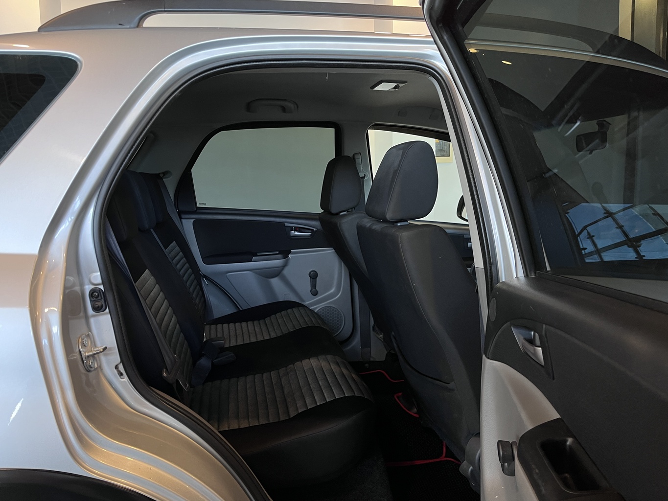 SUZUKI SX4