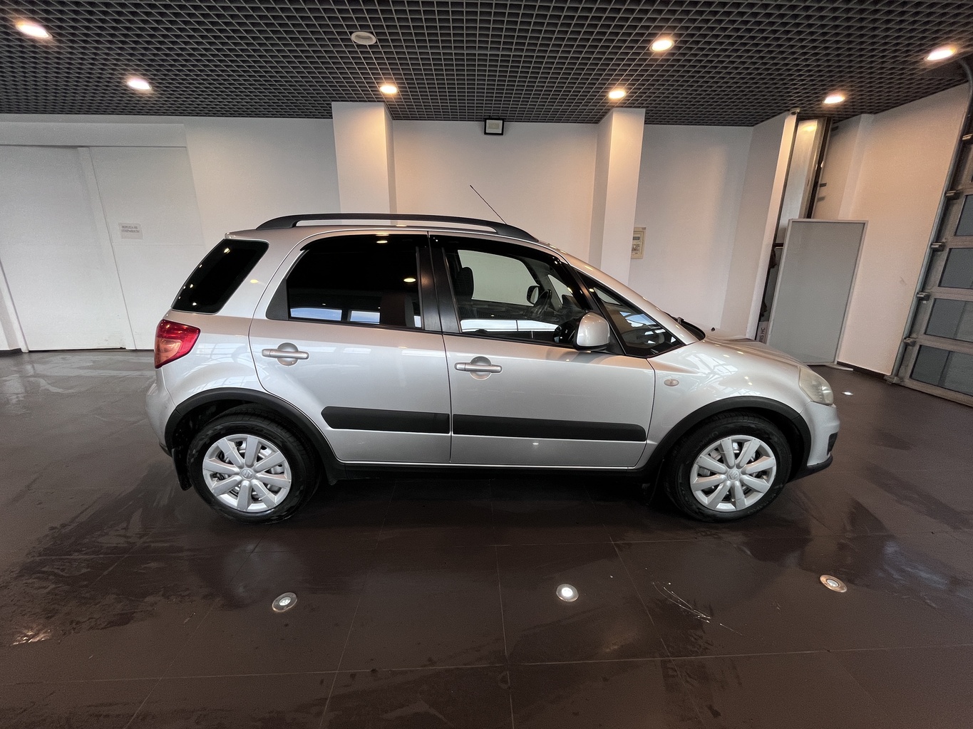 SUZUKI SX4