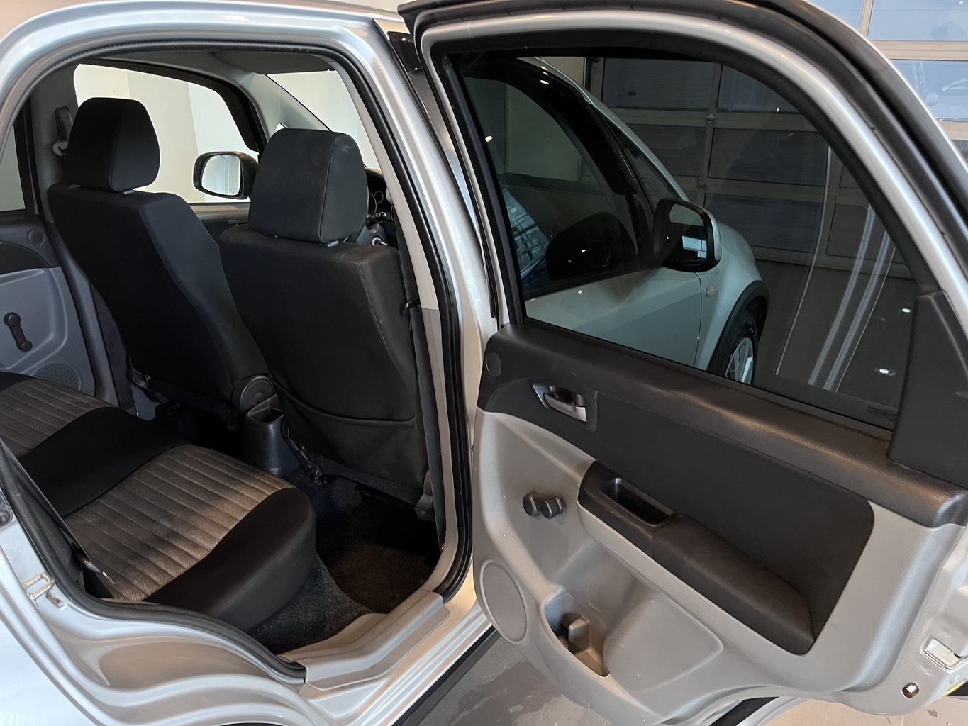 SUZUKI SX4