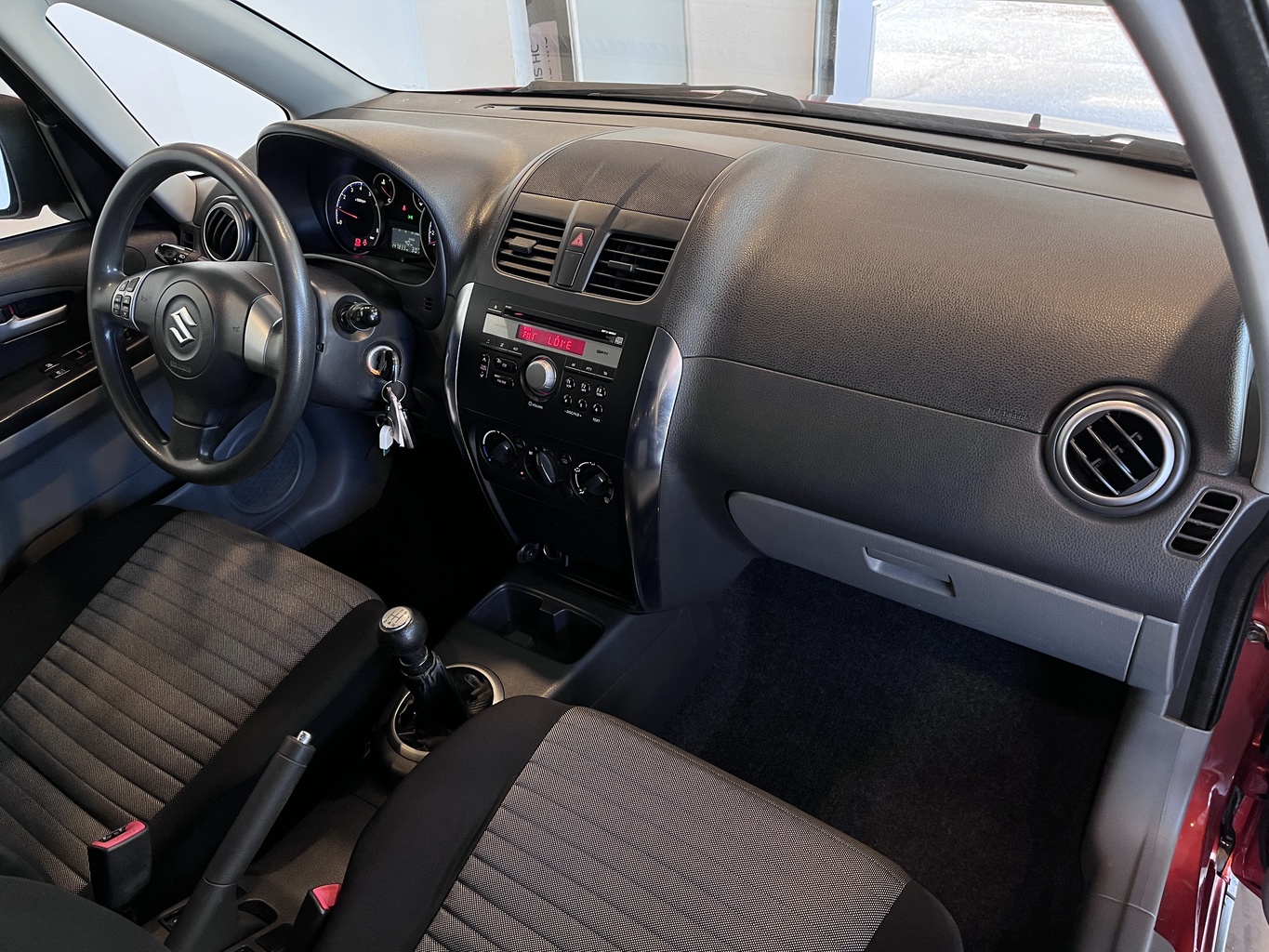 SUZUKI SX4