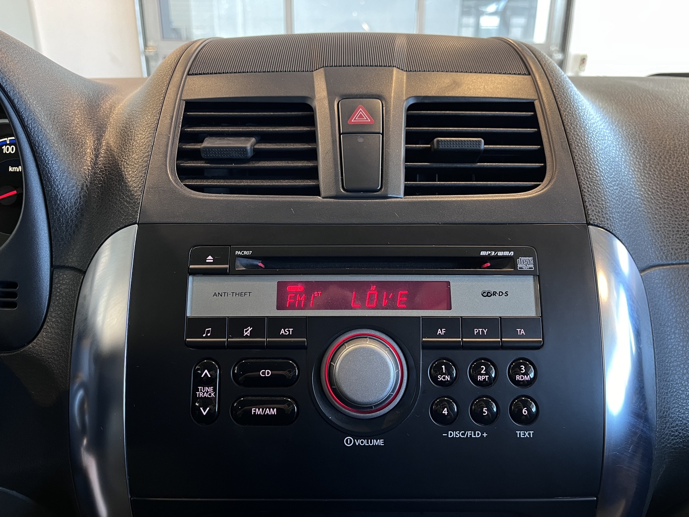 SUZUKI SX4