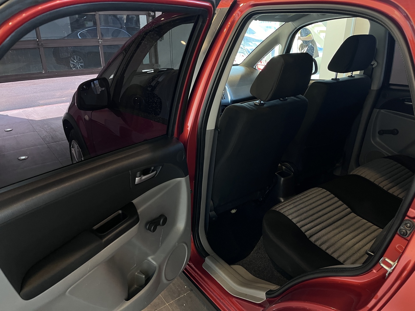 SUZUKI SX4