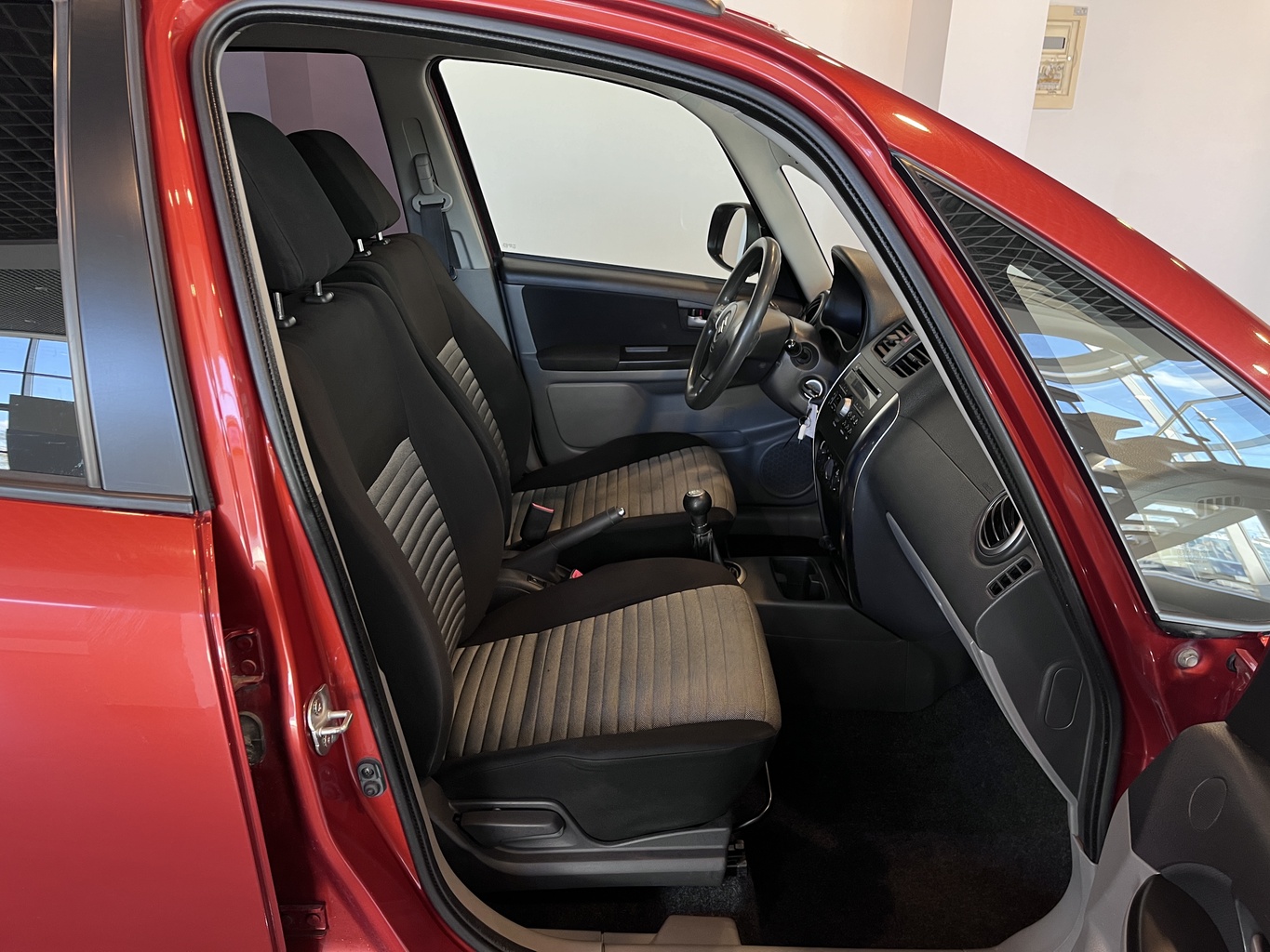 SUZUKI SX4