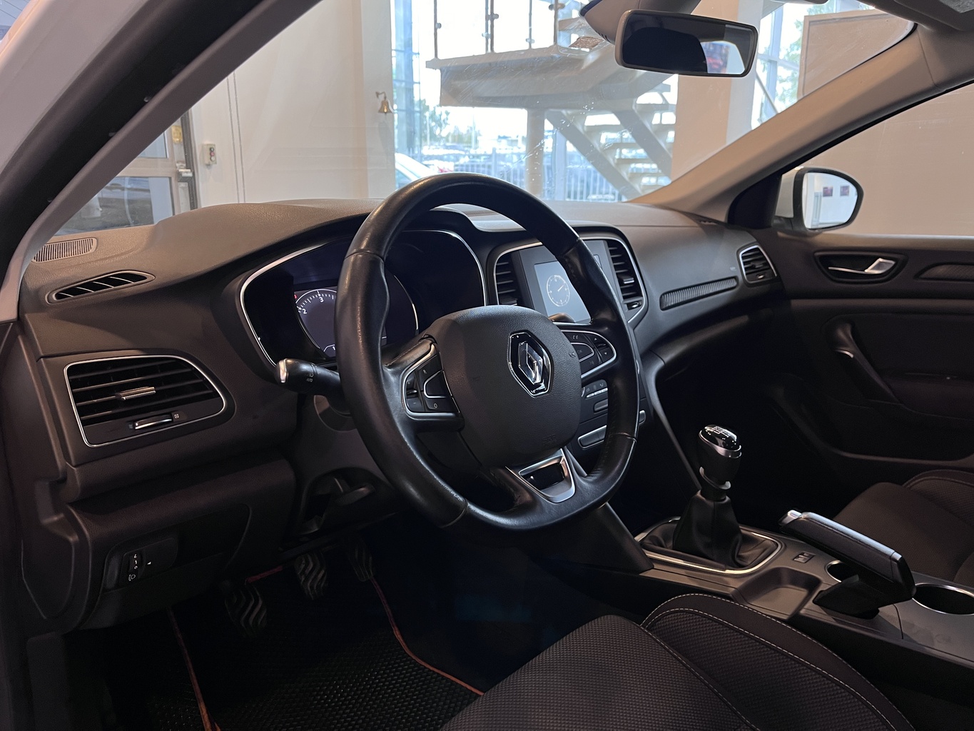 RENAULT MEGANE