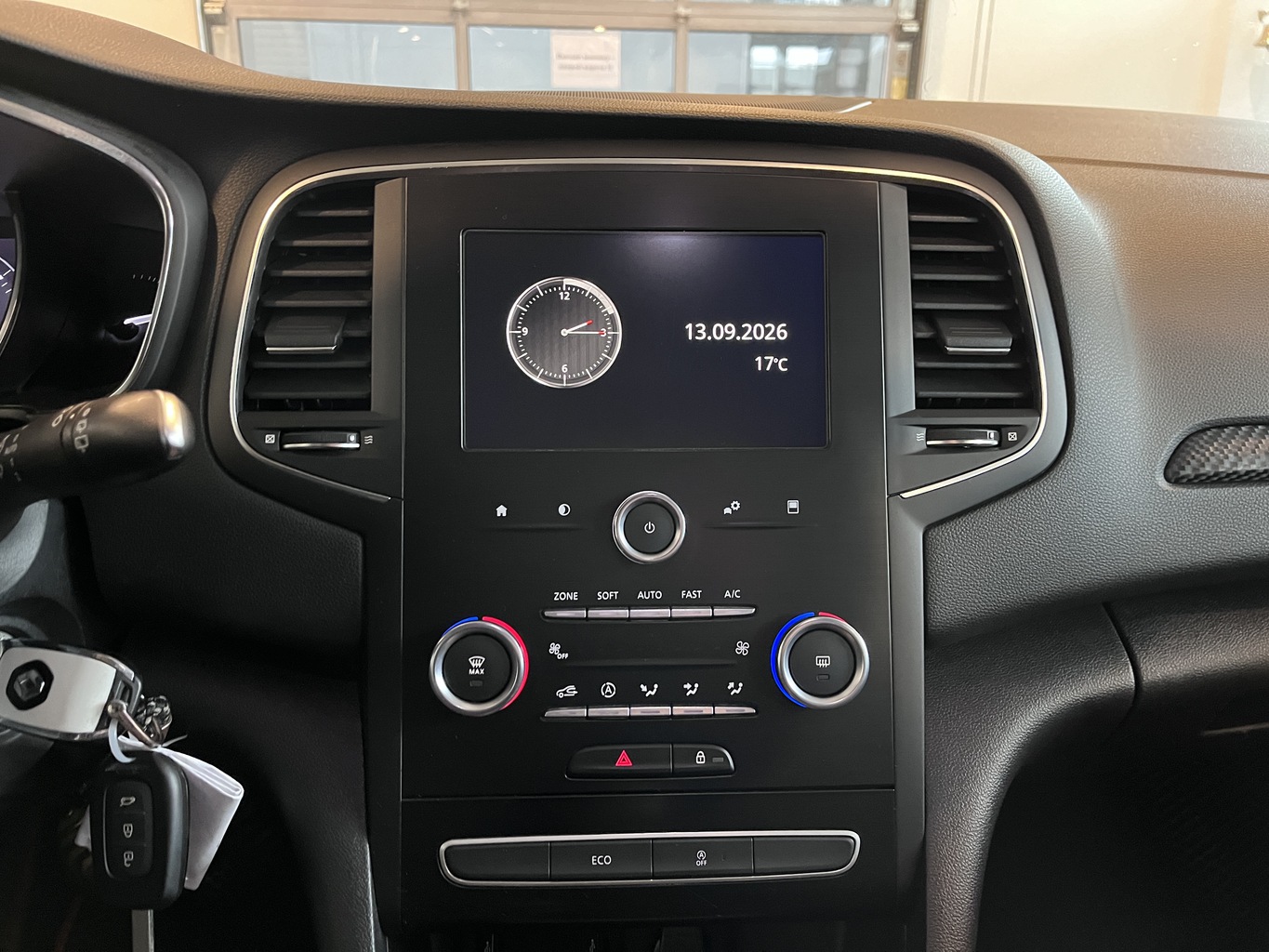 RENAULT MEGANE
