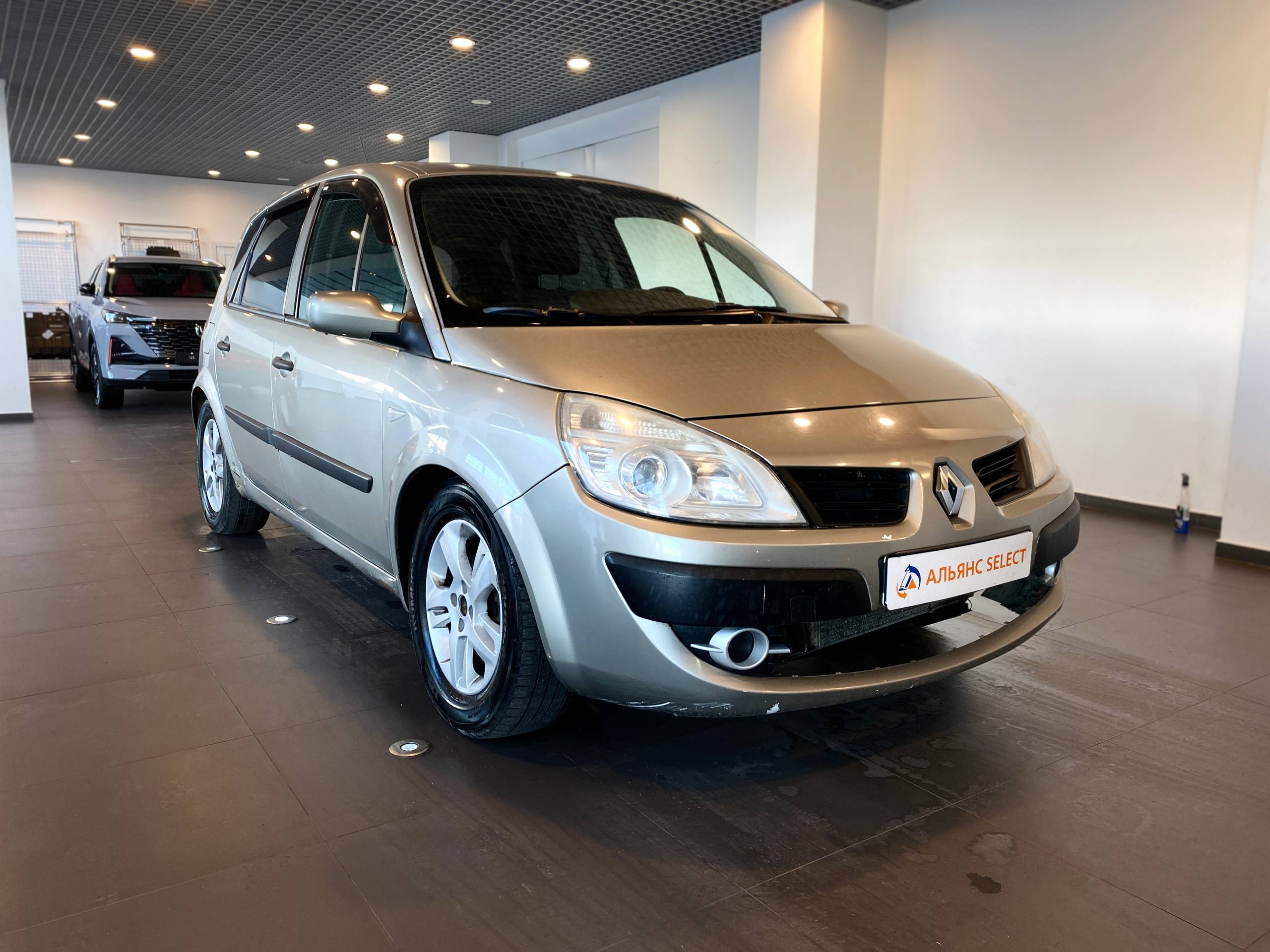 RENAULT SCENIC
