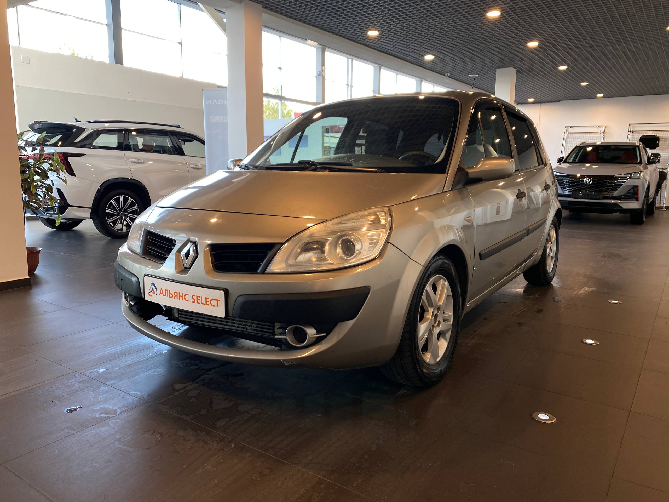 RENAULT SCENIC