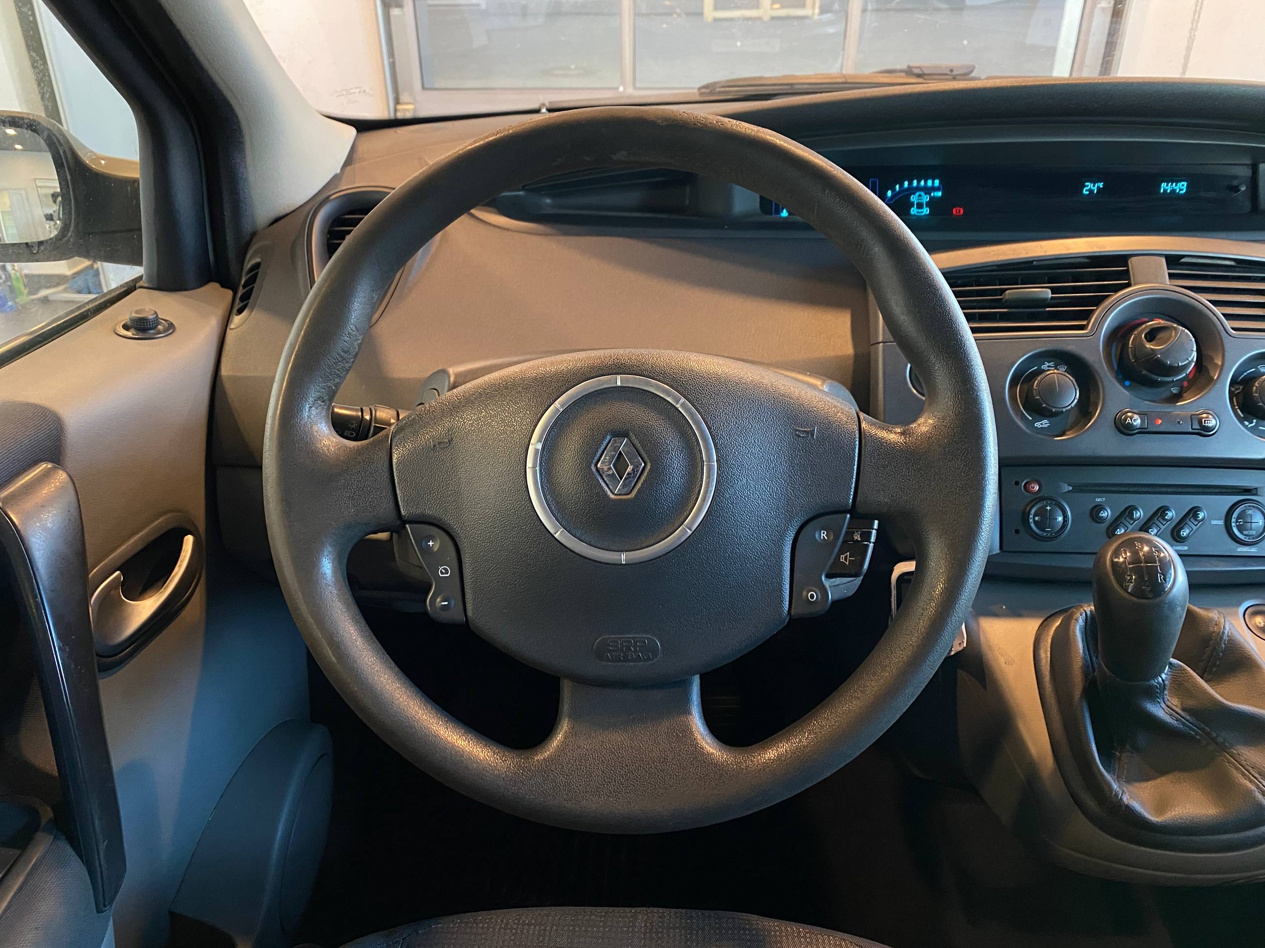 RENAULT SCENIC