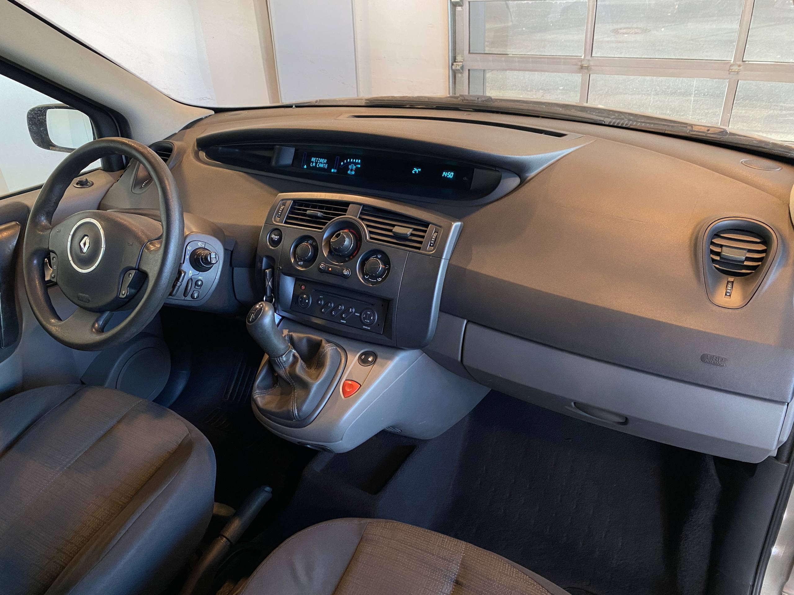 RENAULT SCENIC