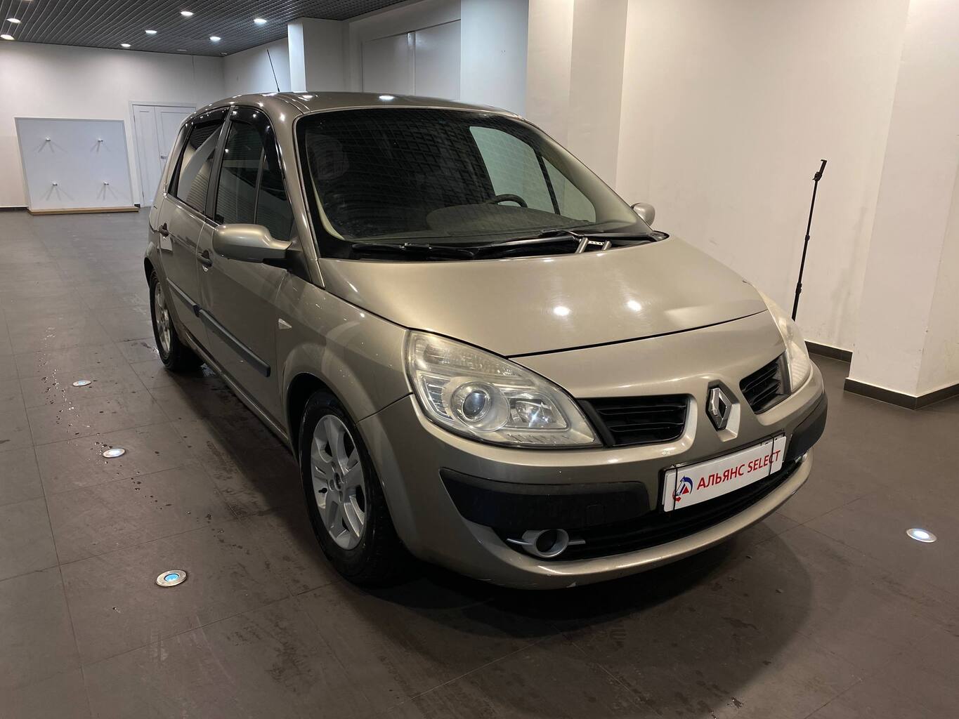 RENAULT SCENIC