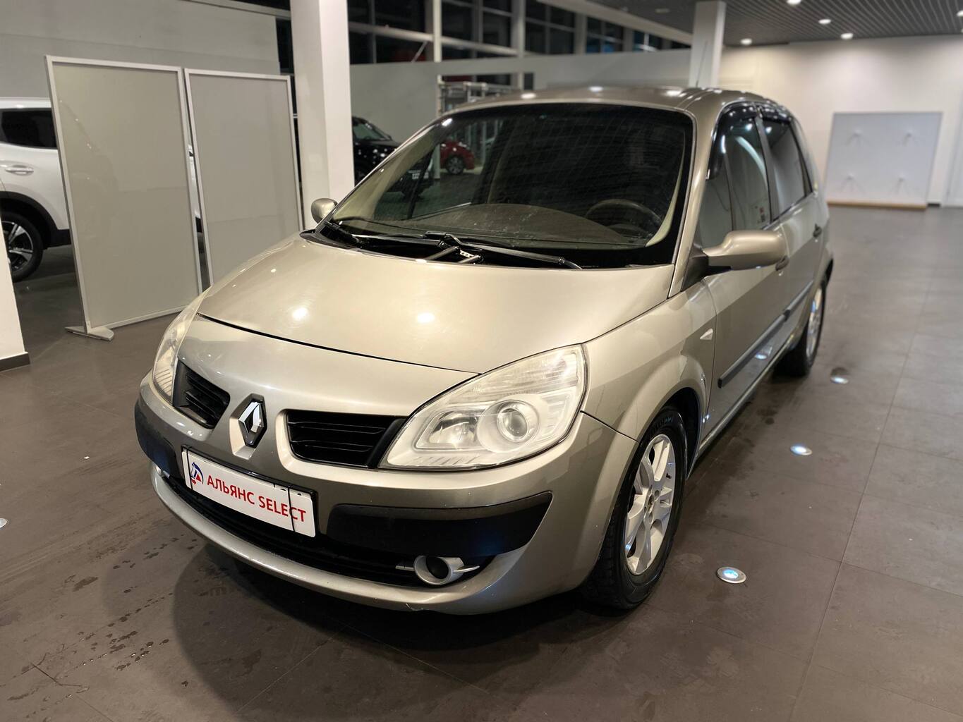 RENAULT SCENIC