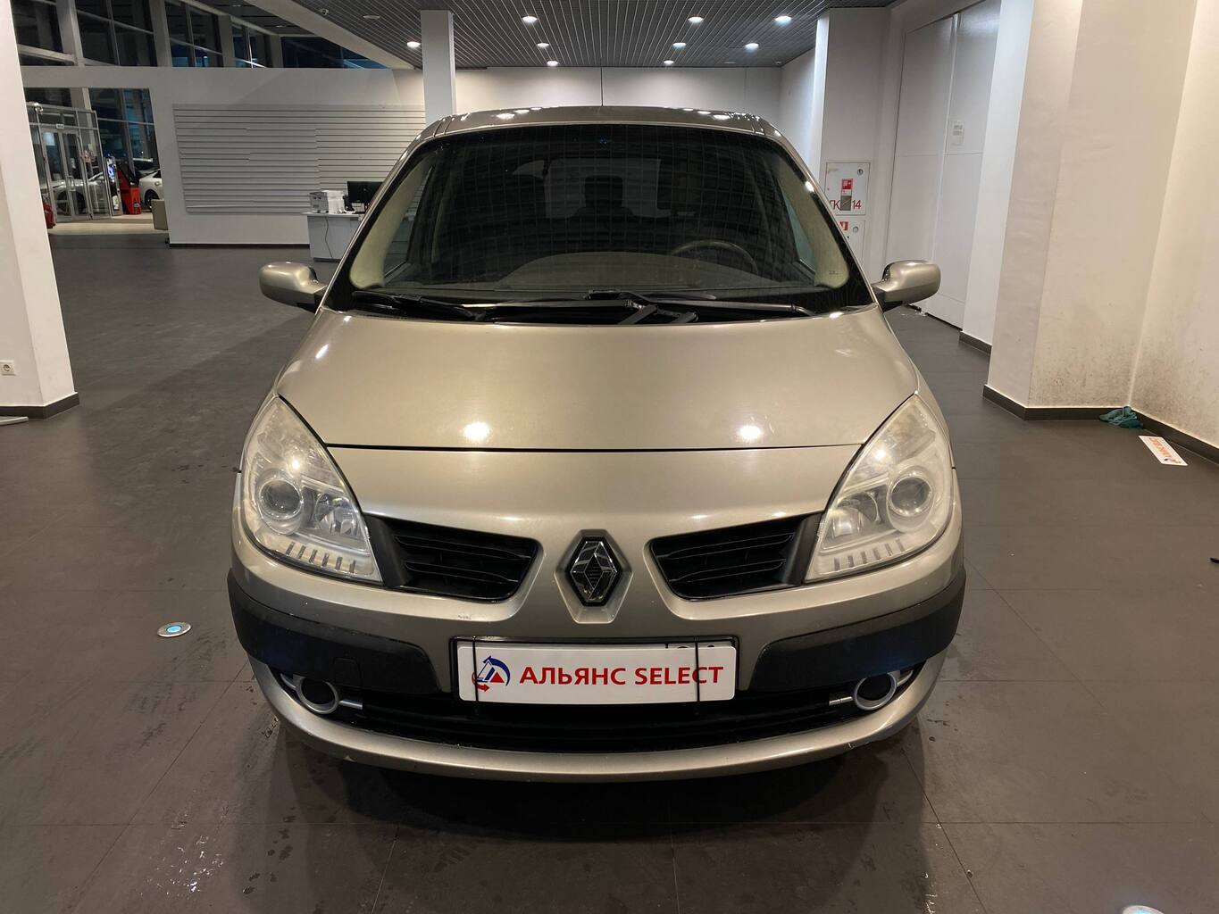 RENAULT SCENIC
