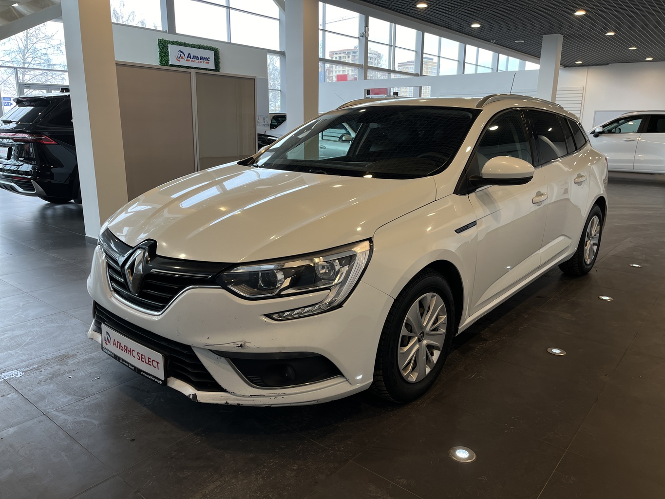 RENAULT MEGANE