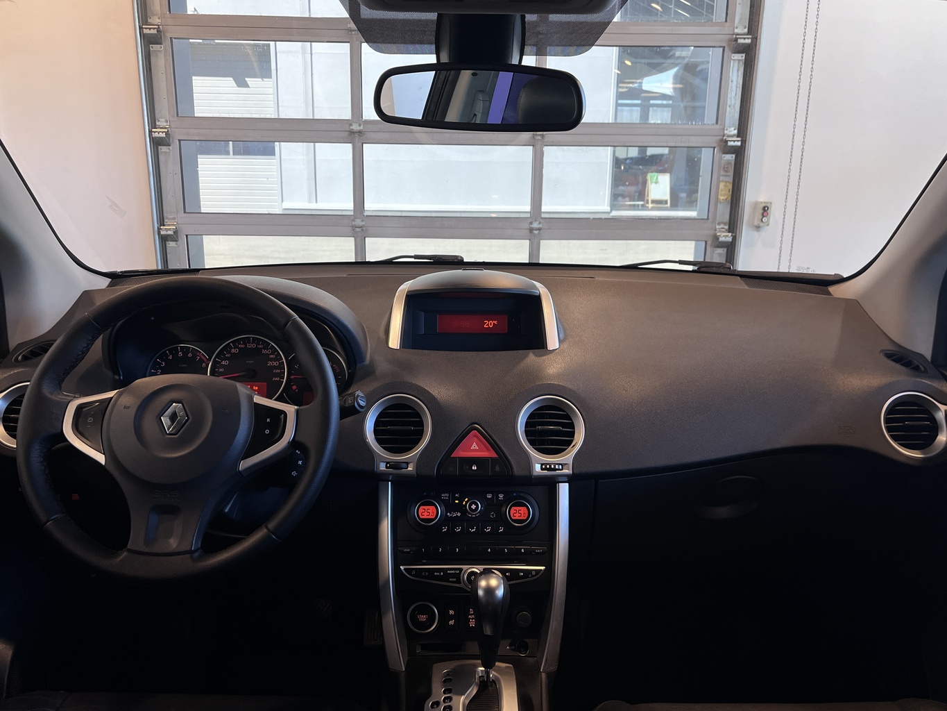 RENAULT KOLEOS