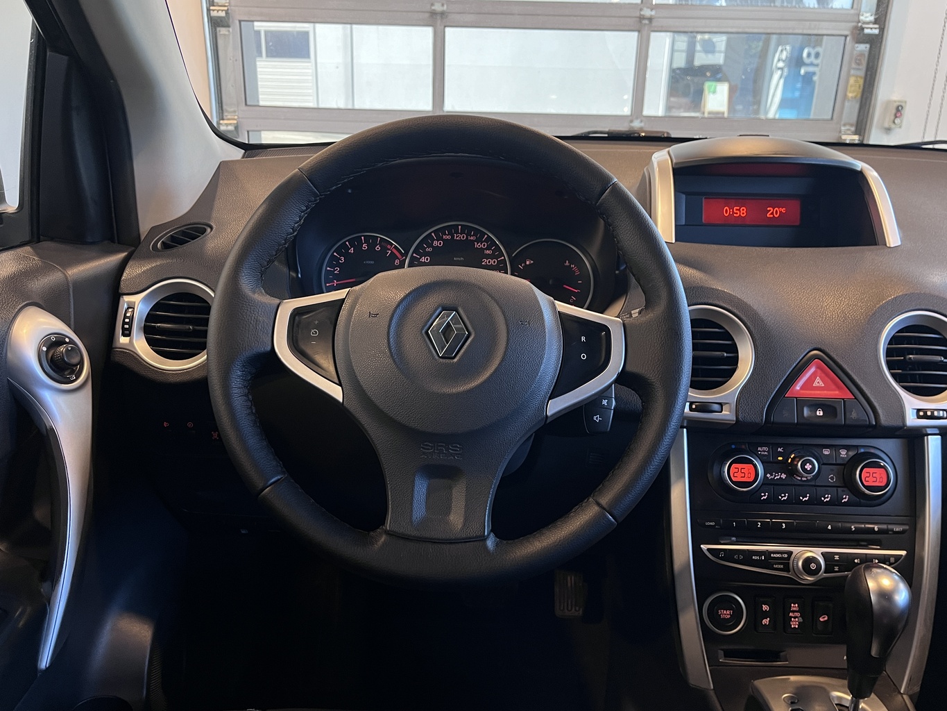 RENAULT KOLEOS