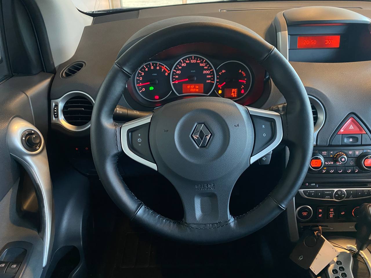 RENAULT KOLEOS