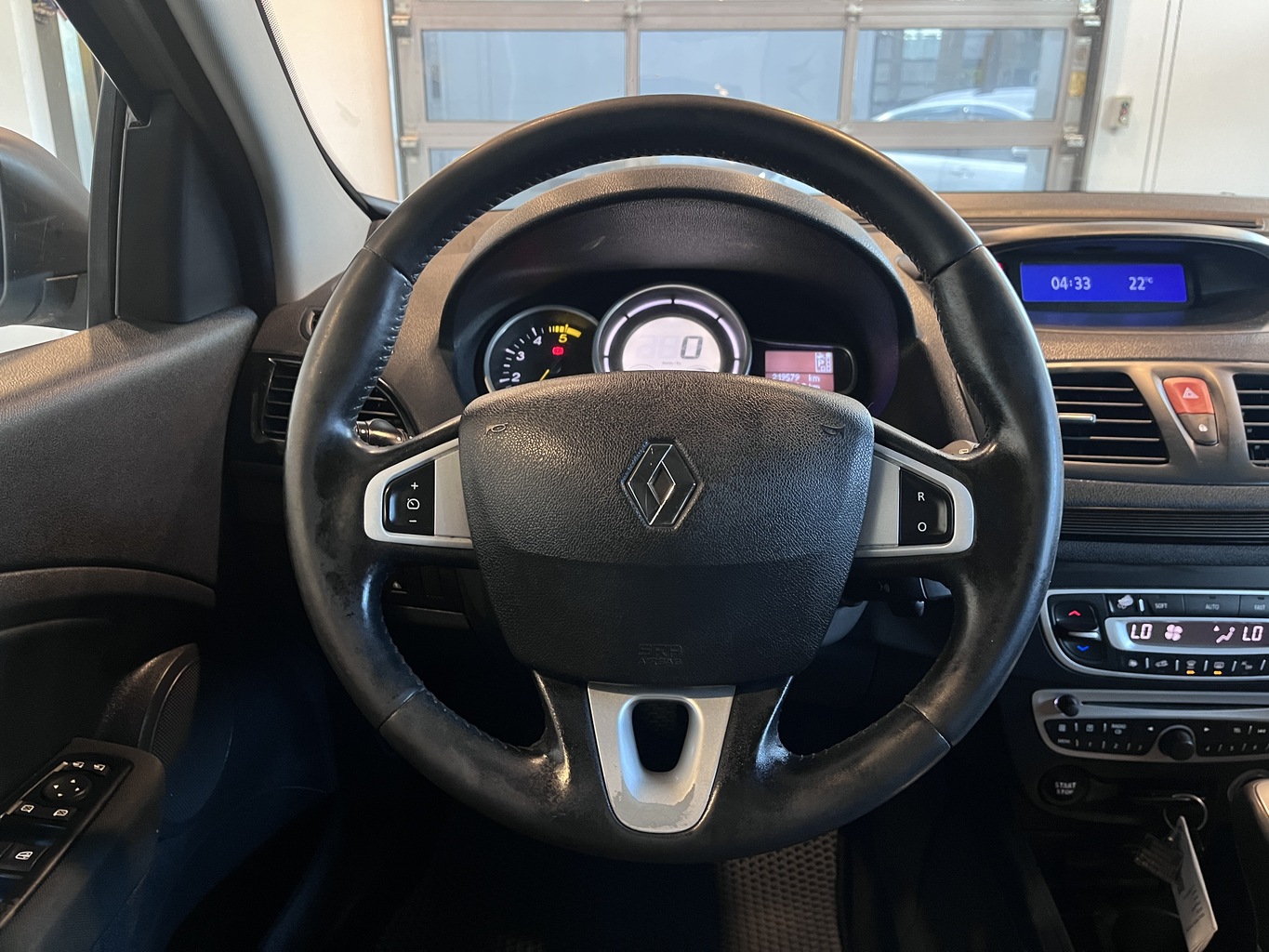 RENAULT MEGANE