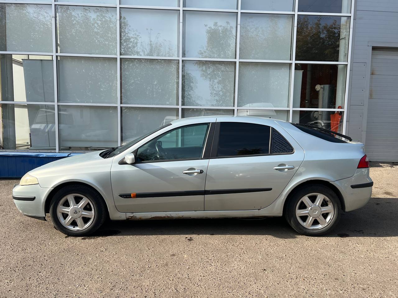 RENAULT LAGUNA